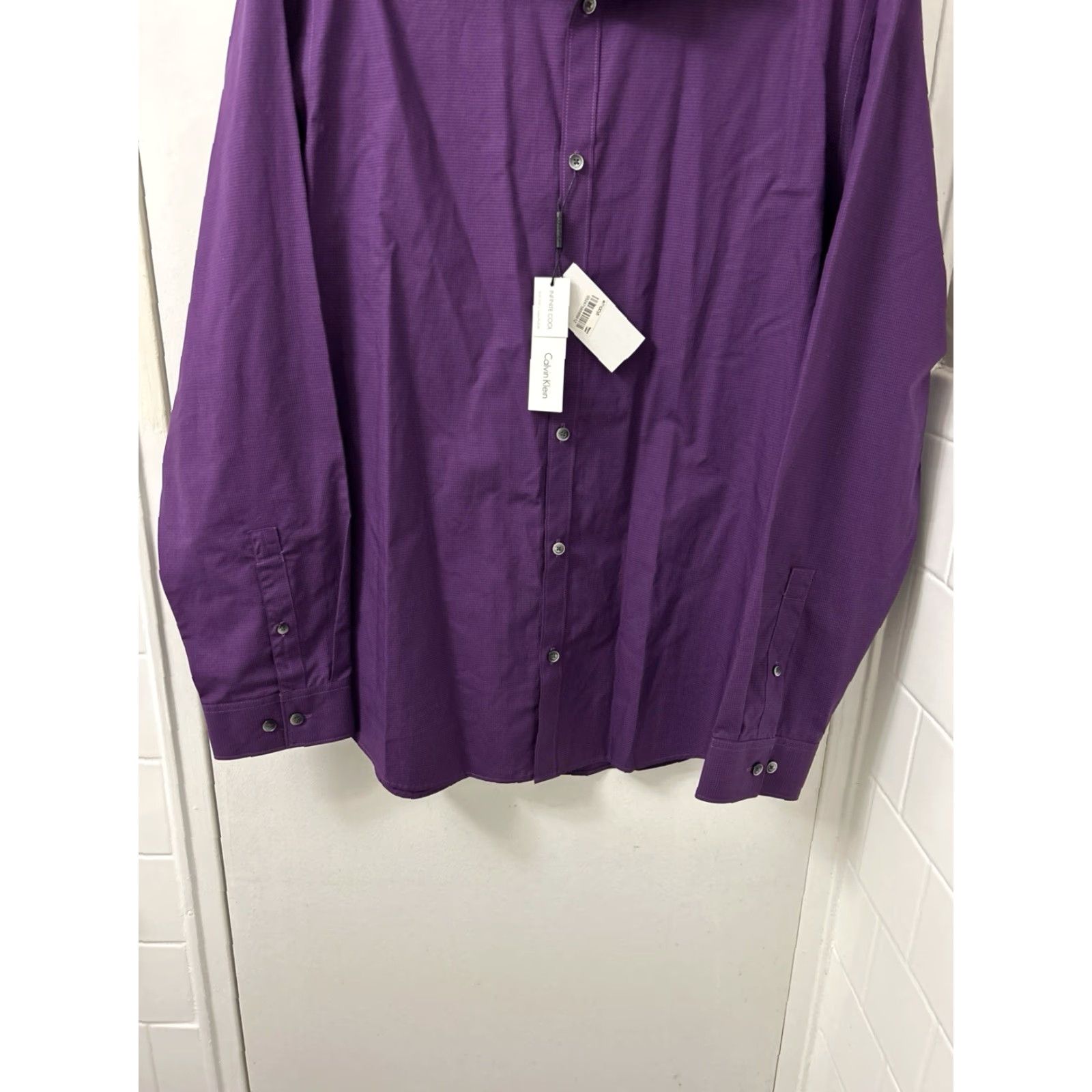 Calvin Klein Calvin Klein Shirt Mens L Purple Infinite Cool Non-Iron Button Up NWT MSRP 60 Dress Shirt Size US L / EU 52-54 / 3 - 3 Thumbnail