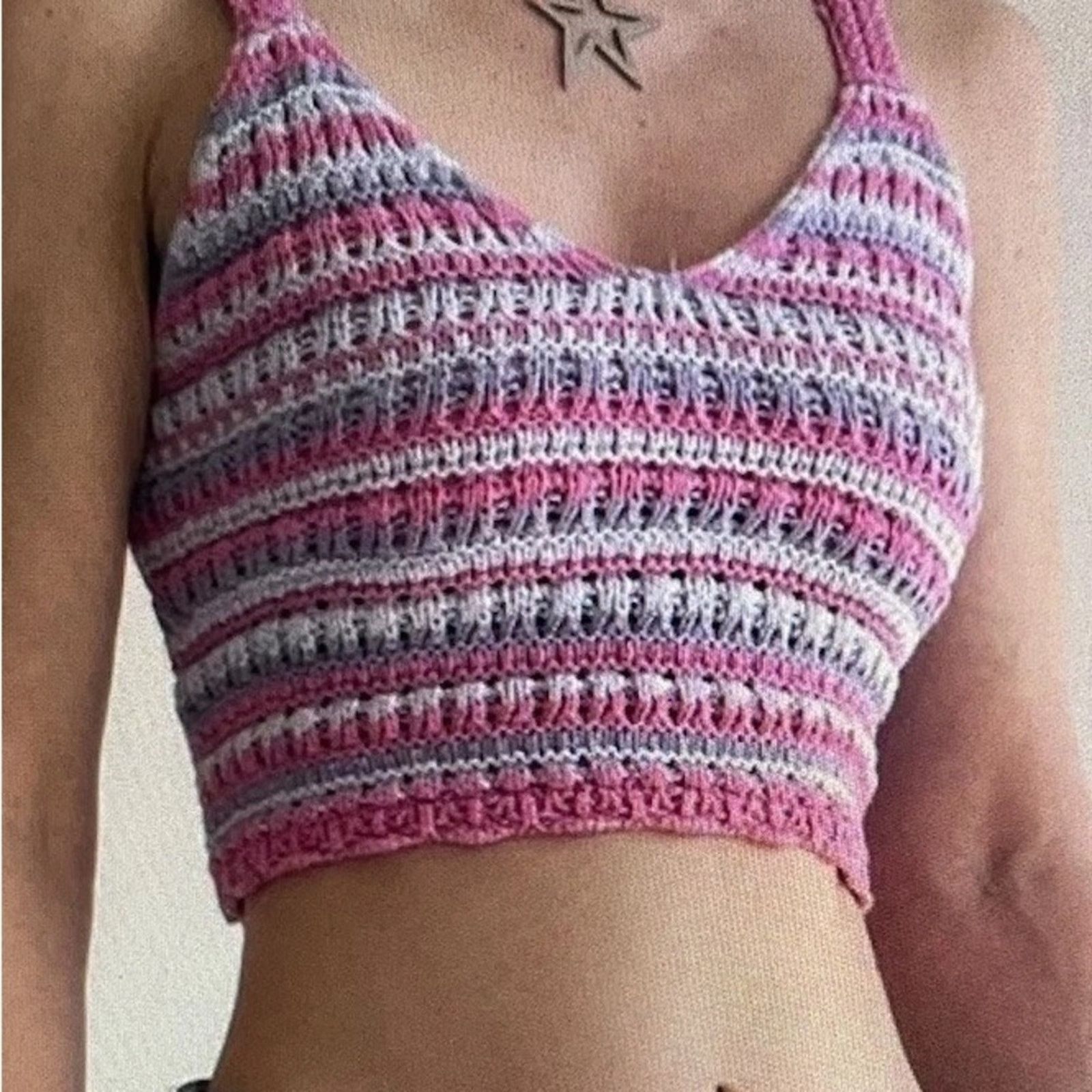 Hollister Hollister Crochet Striped Knit Crop Top Women’s Large Pink Size L / US 10 / IT 46 - 1 Thumbnail