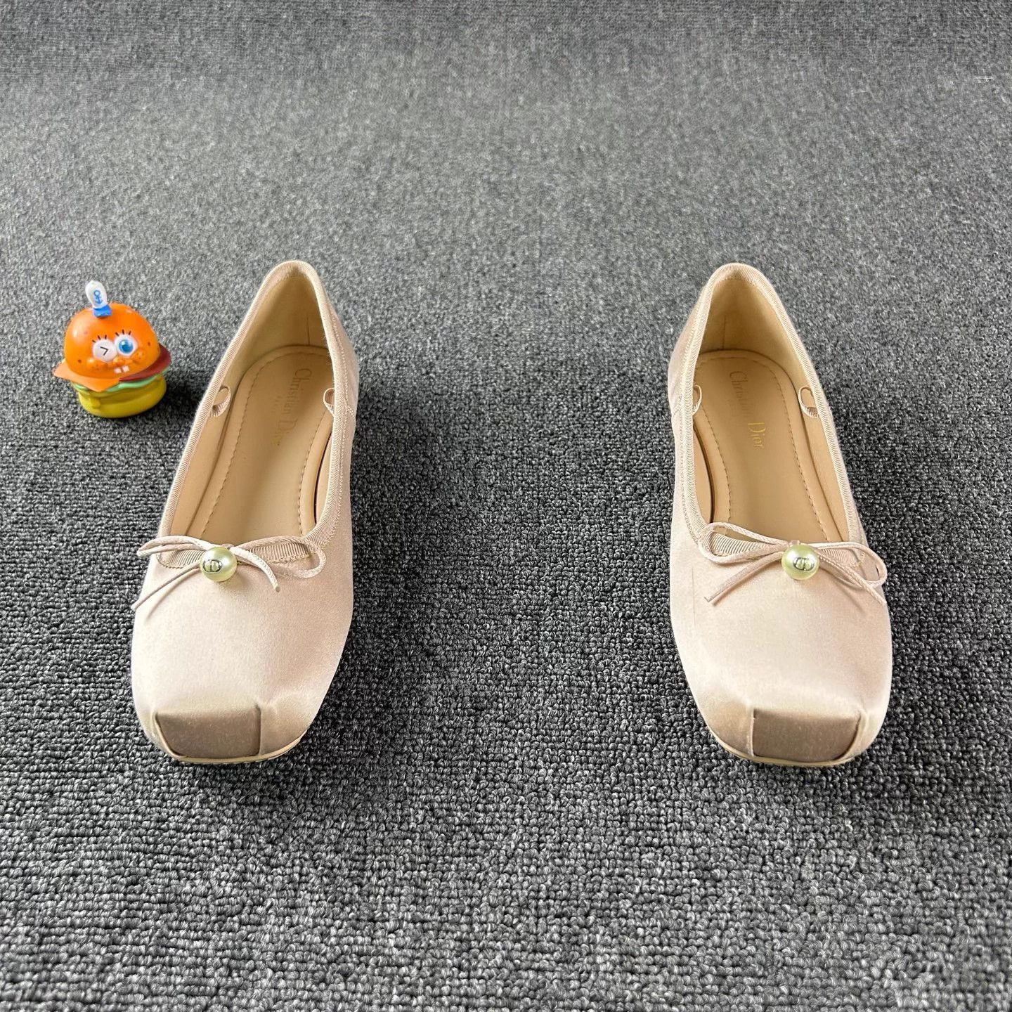 Dior Dior Strappy Pearl Bow Ballet Flats 38 Size US 7 / IT 37 - 2 Thumbnail