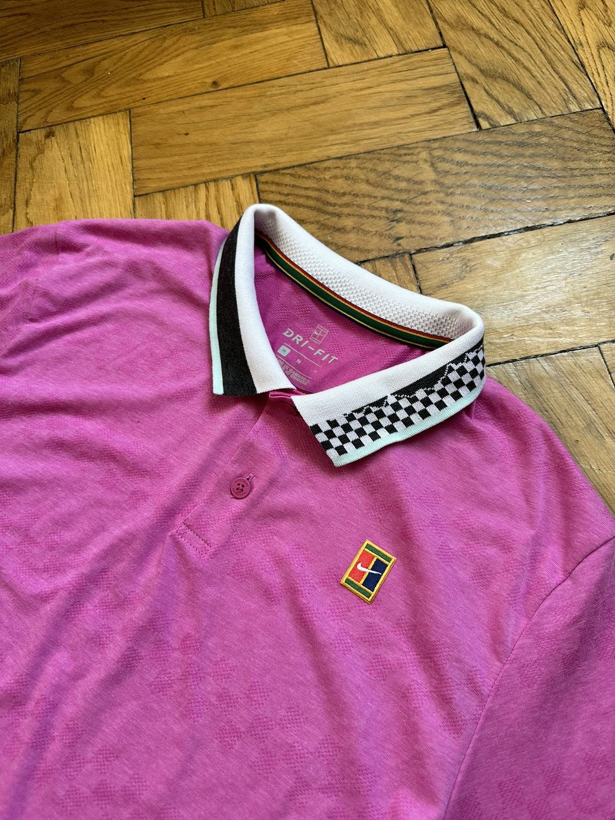 Nike NIKE COURT DRI FIT Pink Polo Jersey Size US M / EU 48-50 / 2 - 3 Thumbnail