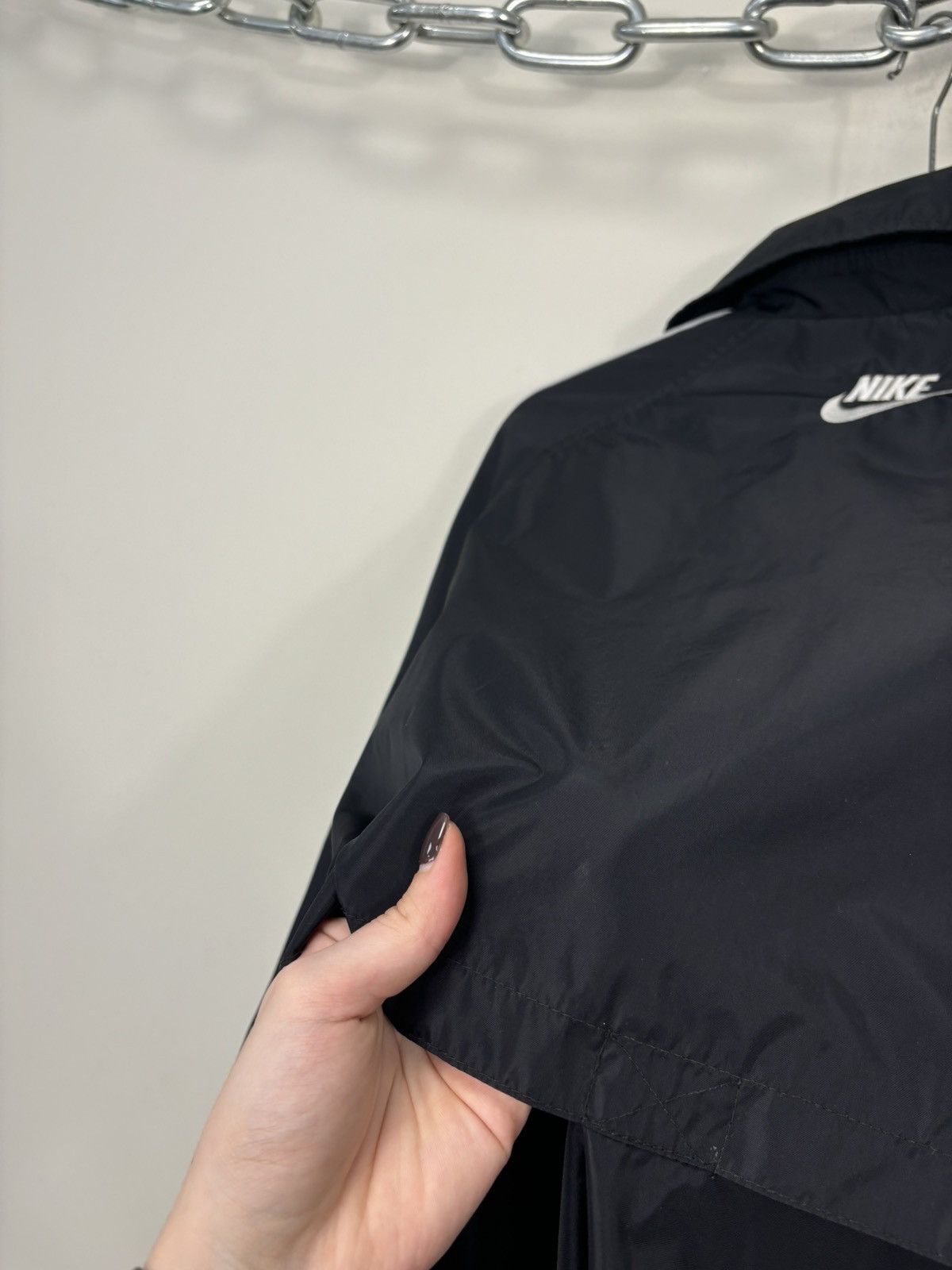 Nike Vintage 90s Nike Y2K Swoosh Retro Hype Full Zip Nylon Jacket Size US L / EU 52-54 / 3 - 17 Thumbnail