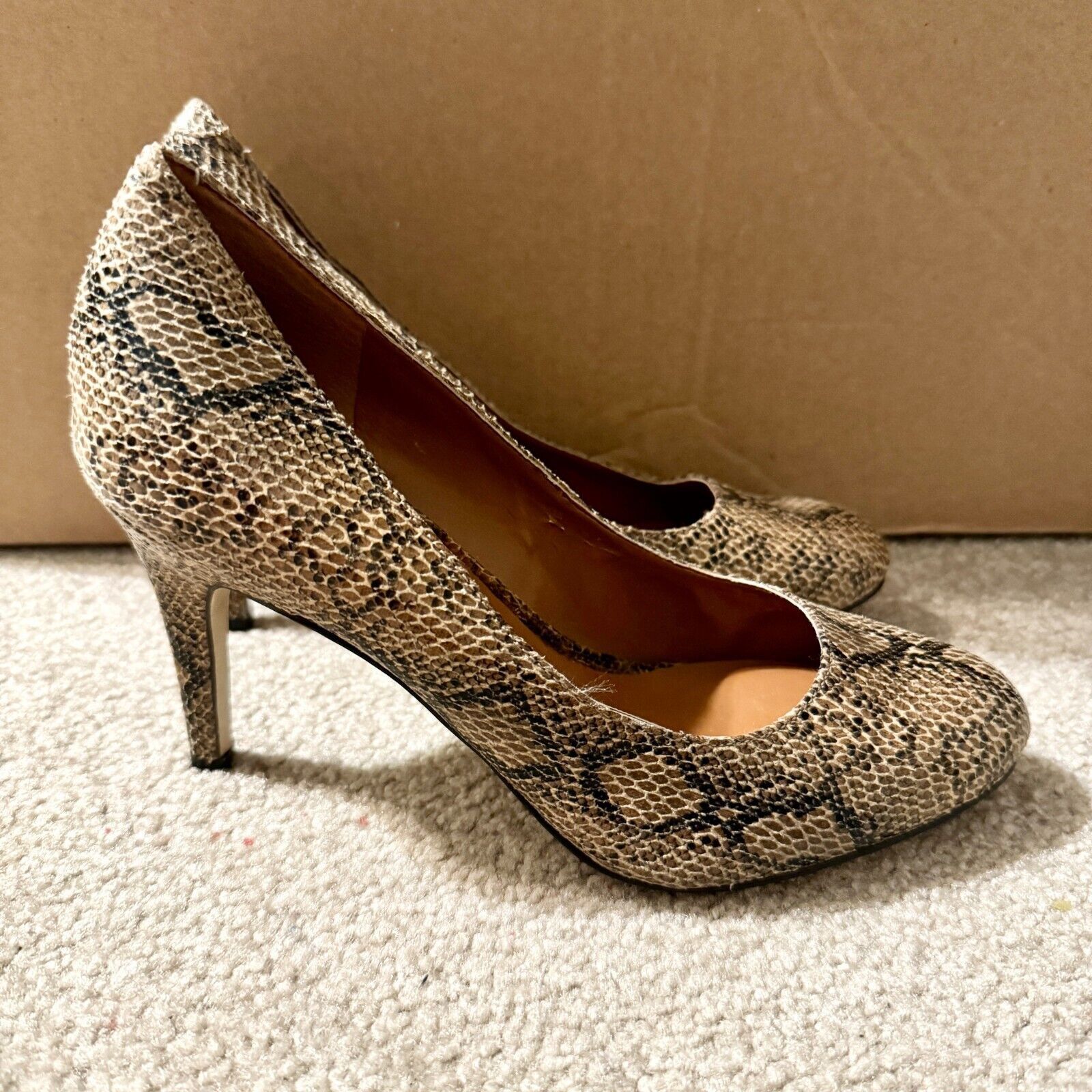 Banana Republic Banana Republic Size 7 Closed Round Toe Factory Stilletto Size US 7 / IT 37 - 5 Thumbnail