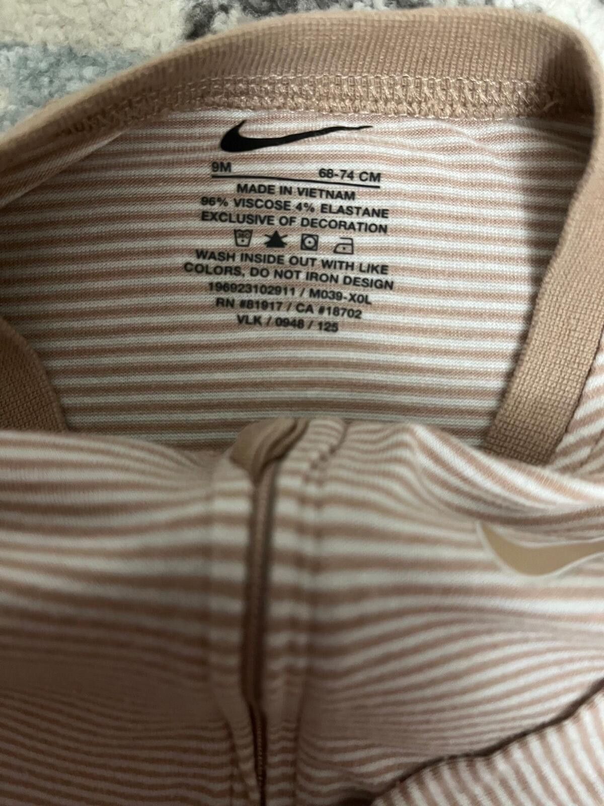 Nike Nike Baby Bamboo Footed Sleeper 9M Zip Onesie Soft Stretch Size ONE SIZE - 4 Thumbnail
