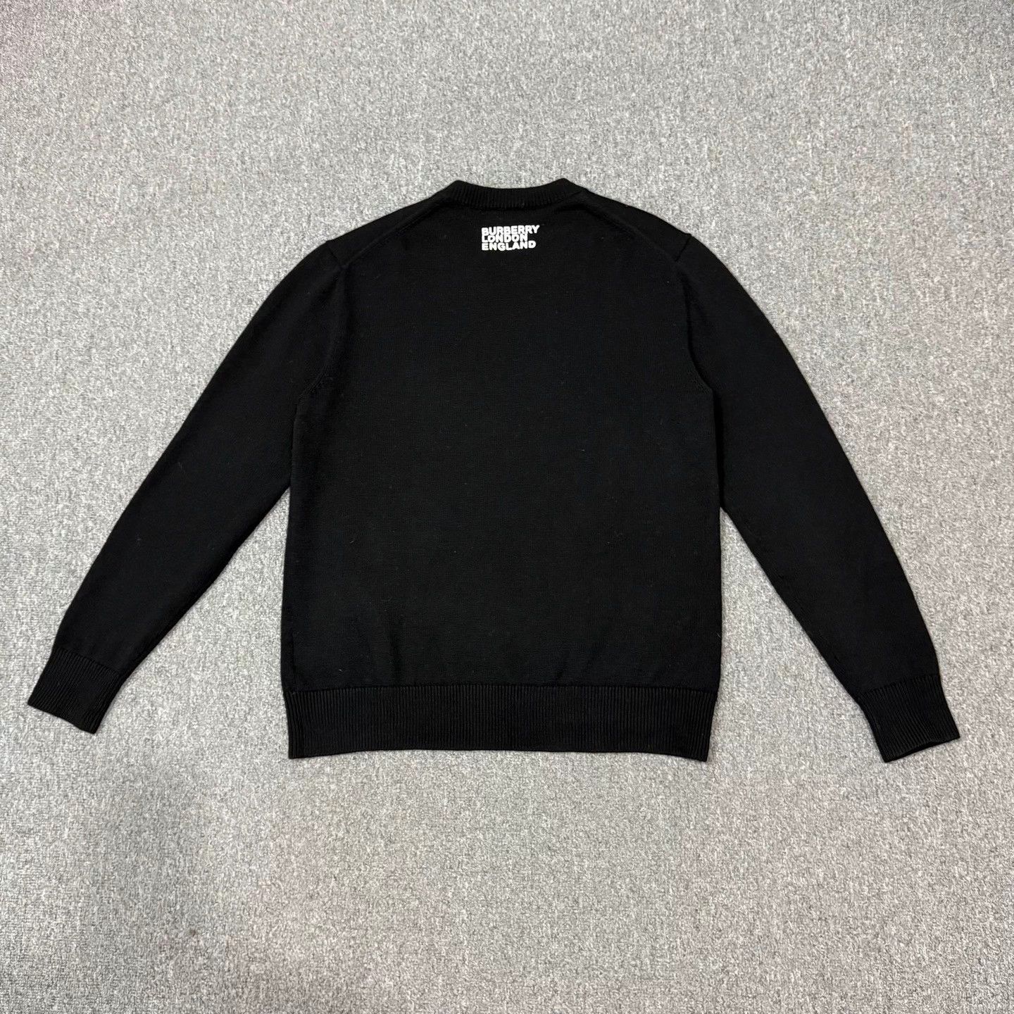 Burberry Burberry Black LOVE Print Wool Sweater L 99 New Size L / US 10 / IT 46 - 2 Thumbnail