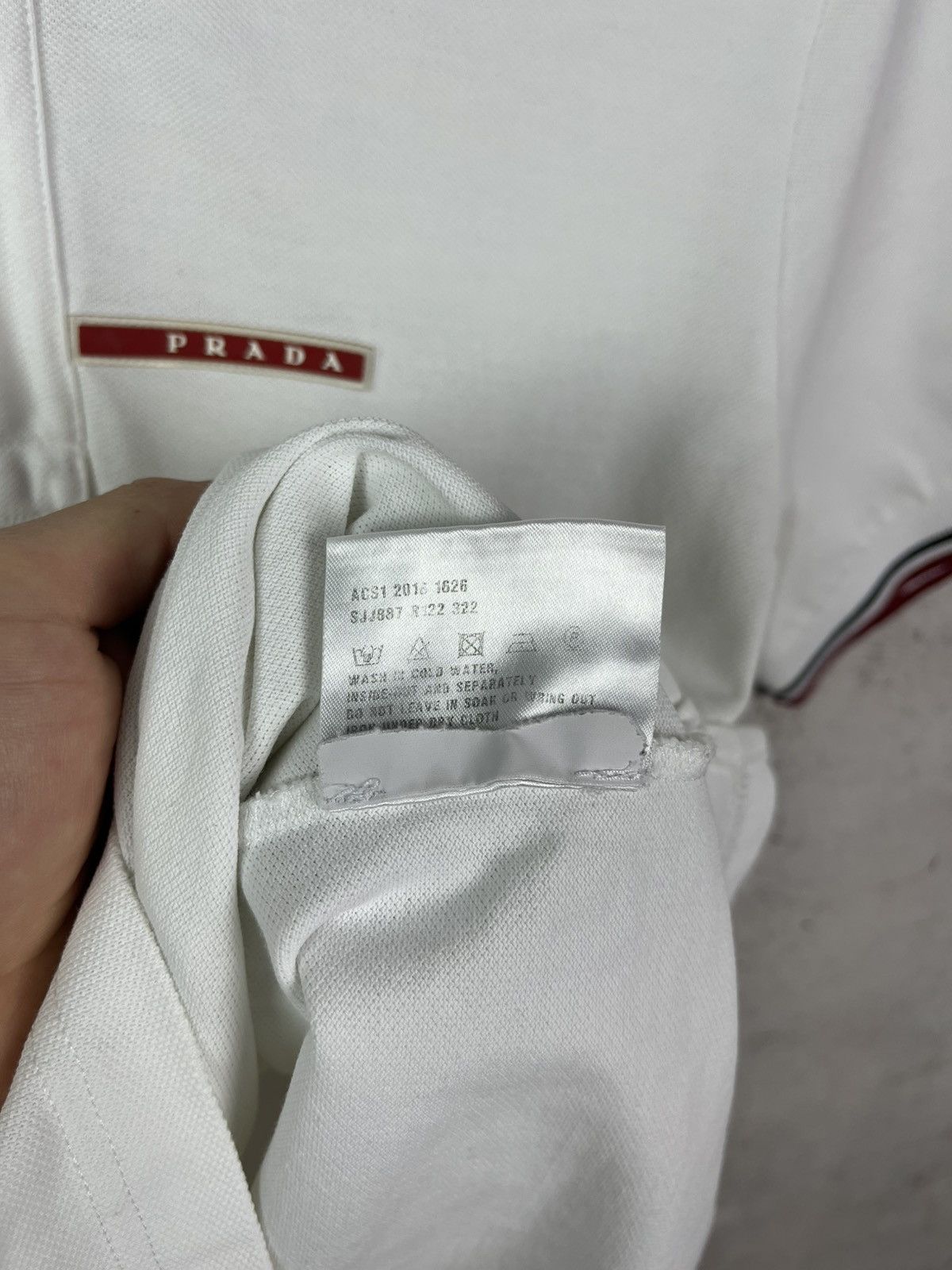 Prada Vintage Prada Milano Polo T-Shirt Retro Rare Hype Y2K Size US S / EU 44-46 / 1 - 14 Thumbnail