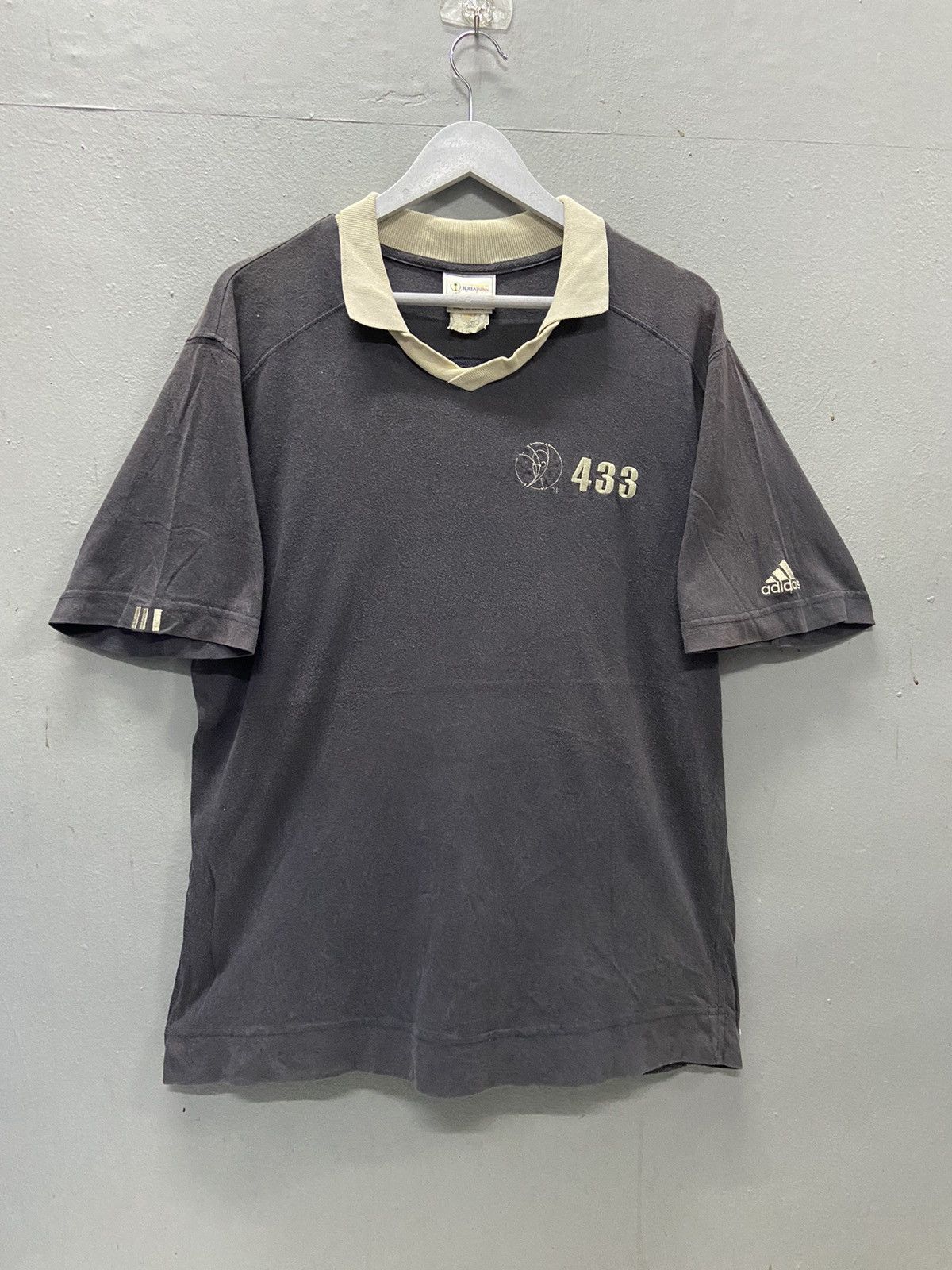Adidas ADIDAS 433 2002 KOREA JAPAN WORLD CUP POLO TEE Size US L / EU 52-54 / 3 - 1 Thumbnail