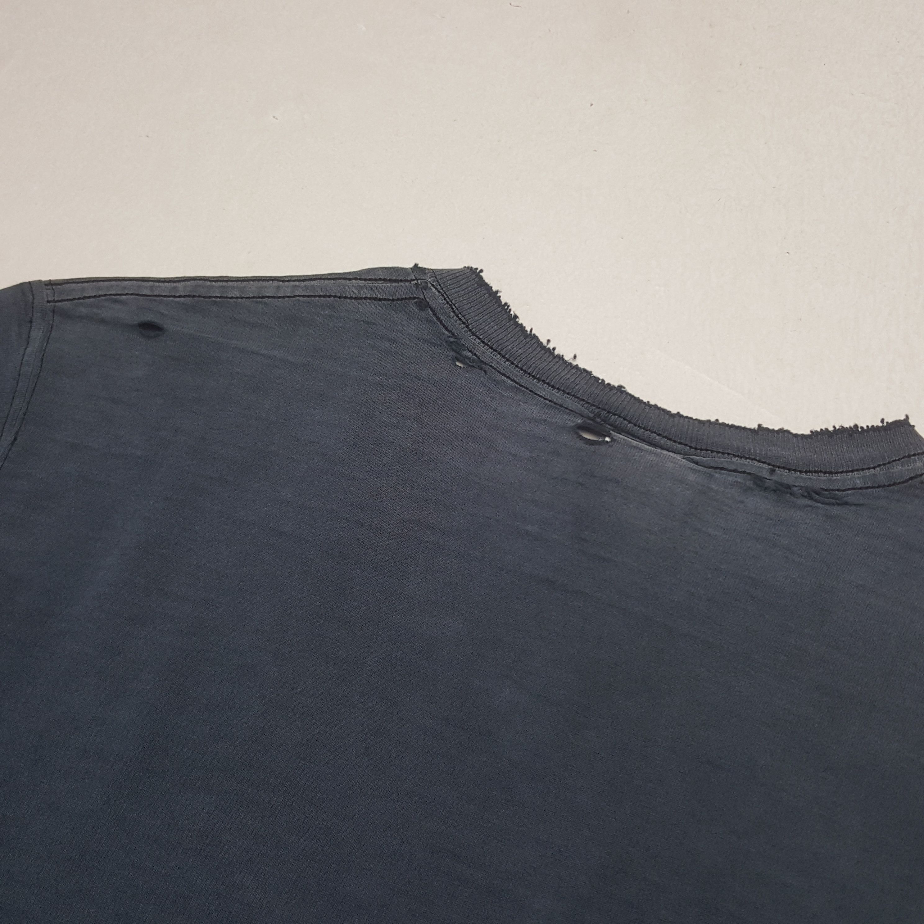Playboy Vintage Playboy Distressed 007 James Bond Tshirt C299N5 Size US M / EU 48-50 / 2 - 6 Thumbnail