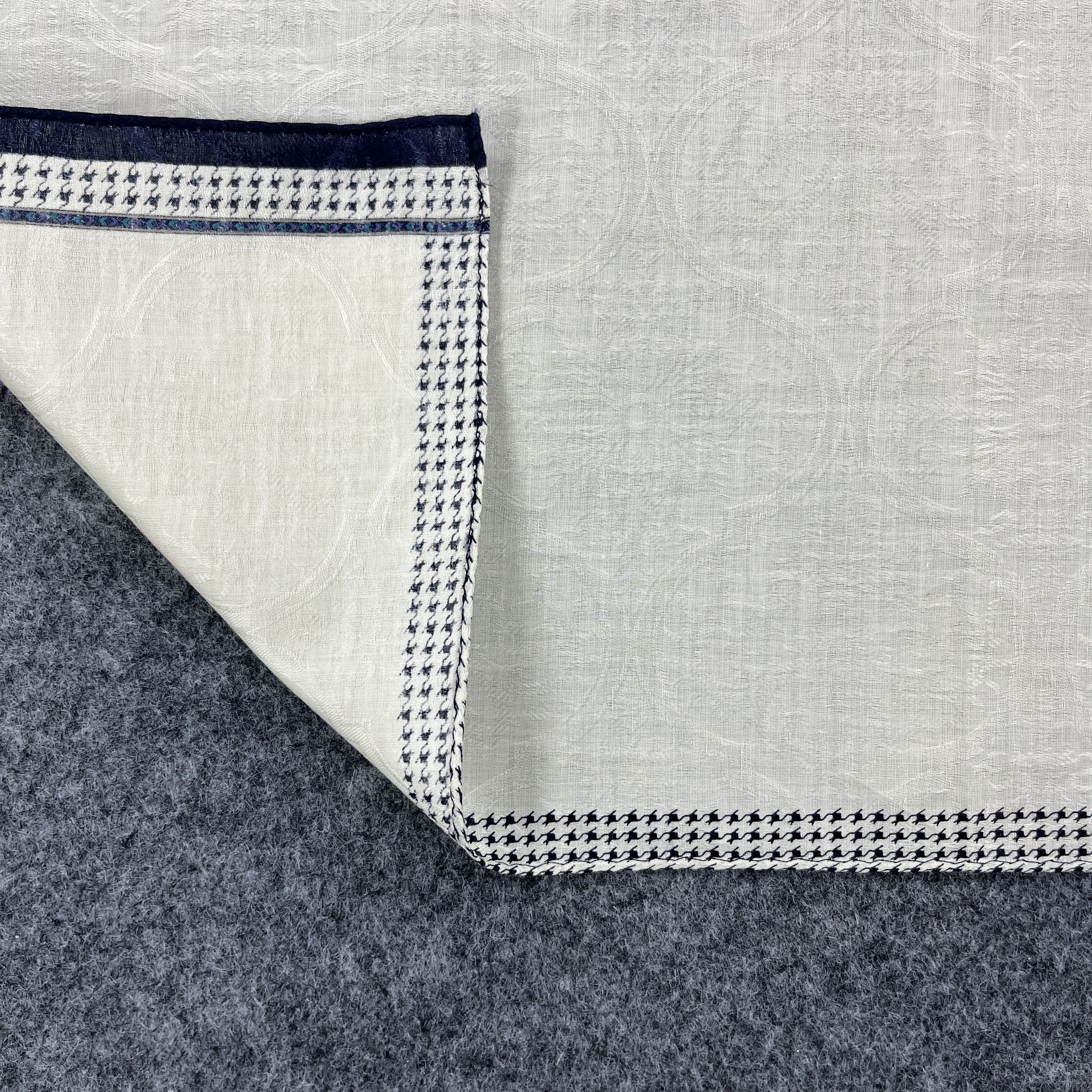 Hardy Amies Hardy Amies Handkerchief / Bandana / Neckerchief B758 Size ONE SIZE - 4 Thumbnail