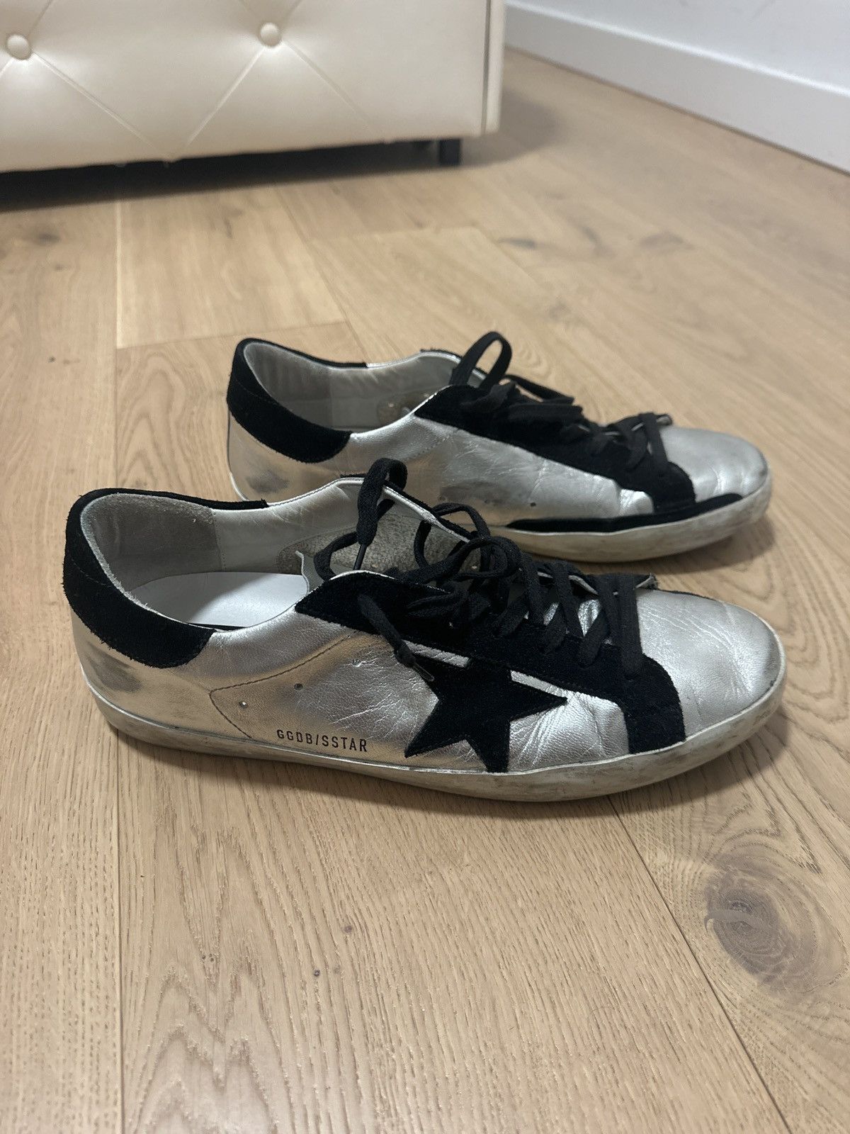 Golden Goose Men’s Super-Star in silver leather Size US 10.5 / EU 43-44 - 1 Thumbnail