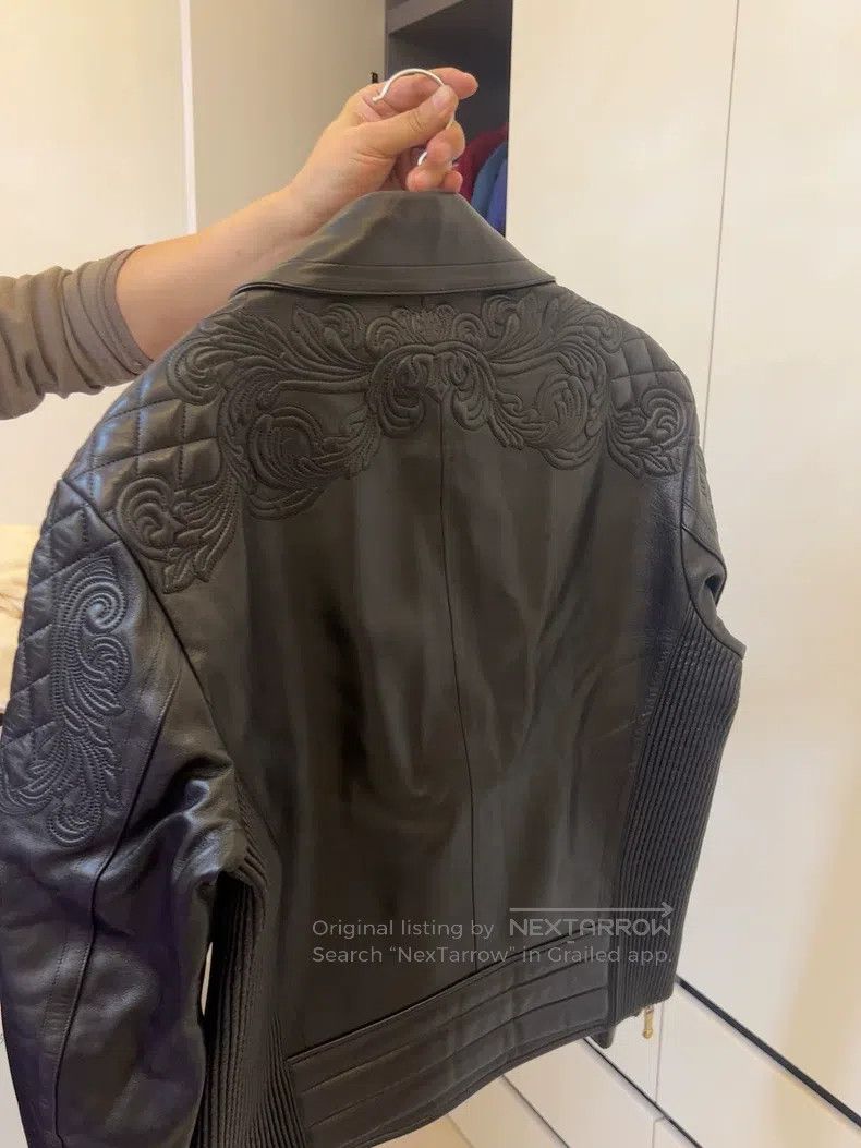 Versace Versace Black leather jacket Size US L / EU 52-54 / 3 - 1 Thumbnail