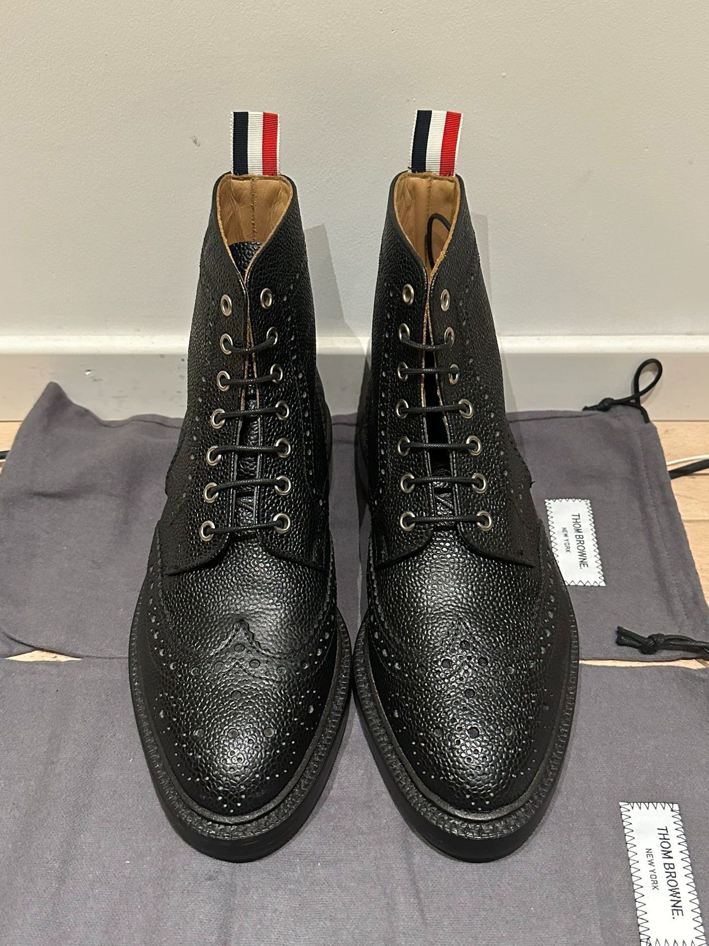 Thom Browne Thom Browne Classic Cap-Toe High-Top US7 9+ Wooden Size US 7 / EU 40 - 1 Thumbnail
