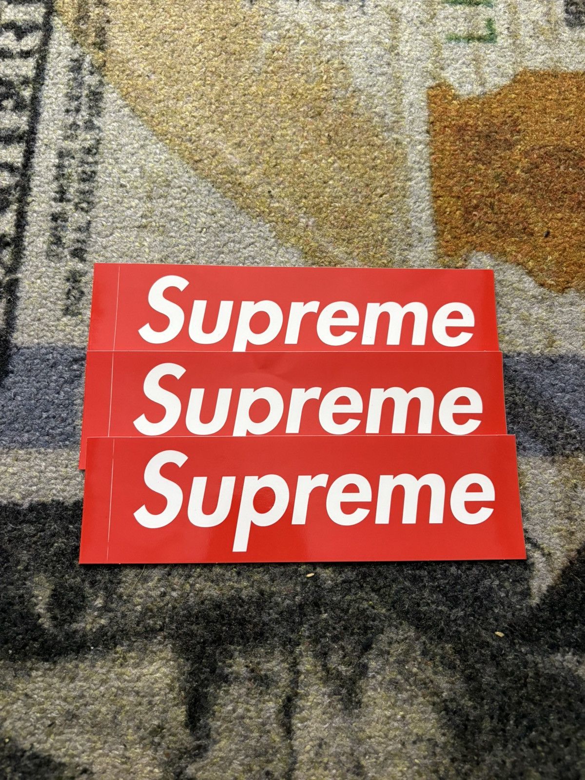 Supreme Supreme Box Logo Sticker (pack of 3) Size ONE SIZE - 1 Preview