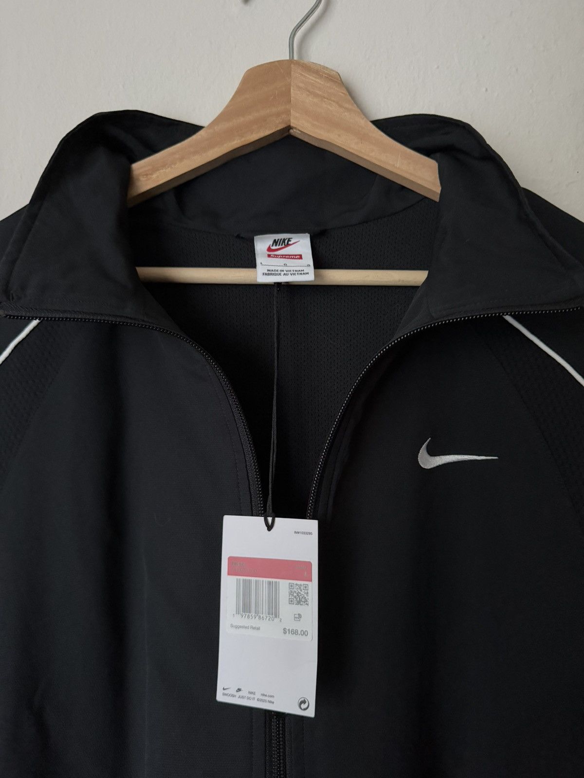 Nike × Supreme Supreme SS25 Nike Track Jacket Size Large NWT Size US L / EU 52-54 / 3 - 5 Thumbnail