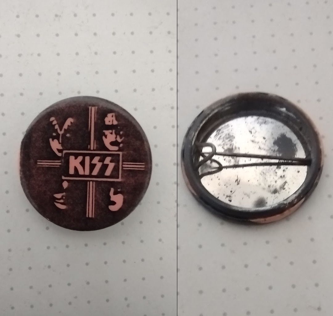 Wrangler Vintage 80s Wrangler 124MJ 'KISS' with Patches & Button Size US S / EU 44-46 / 1 - 9 Thumbnail