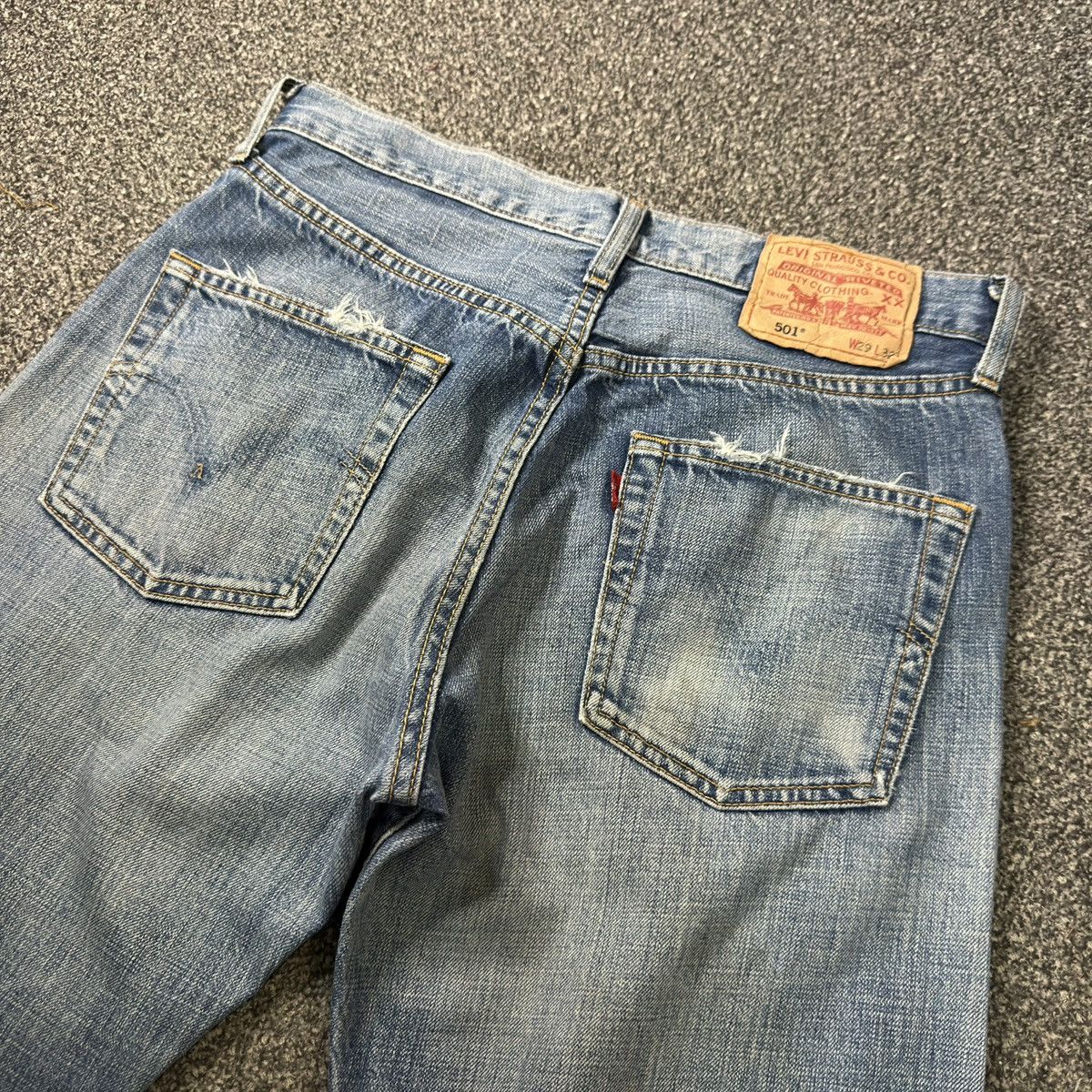 Levi's Vintage Y2K Levis 501 Distressed Aging Denim W29 Size US 29 - 8 Thumbnail