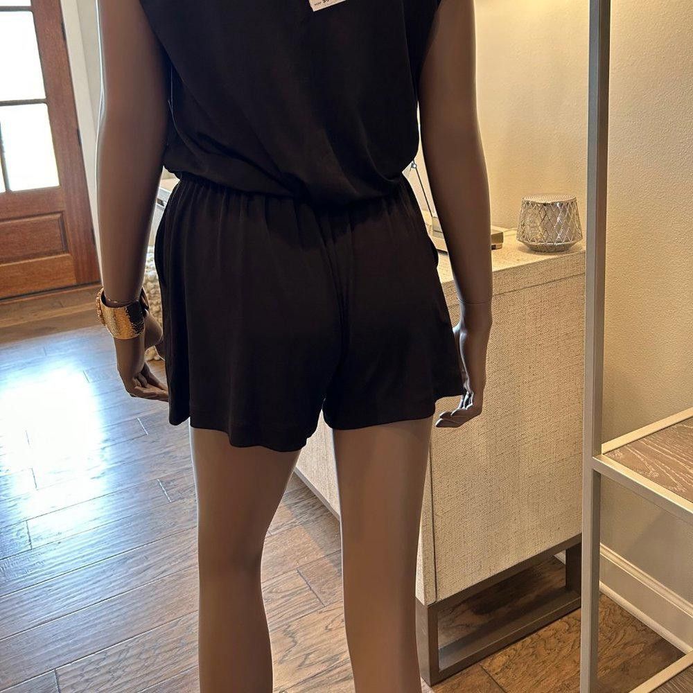 Designer BCBGeneration Black Wrap Front Romper Size 28" / US 6 / IT 42 - 6 Thumbnail