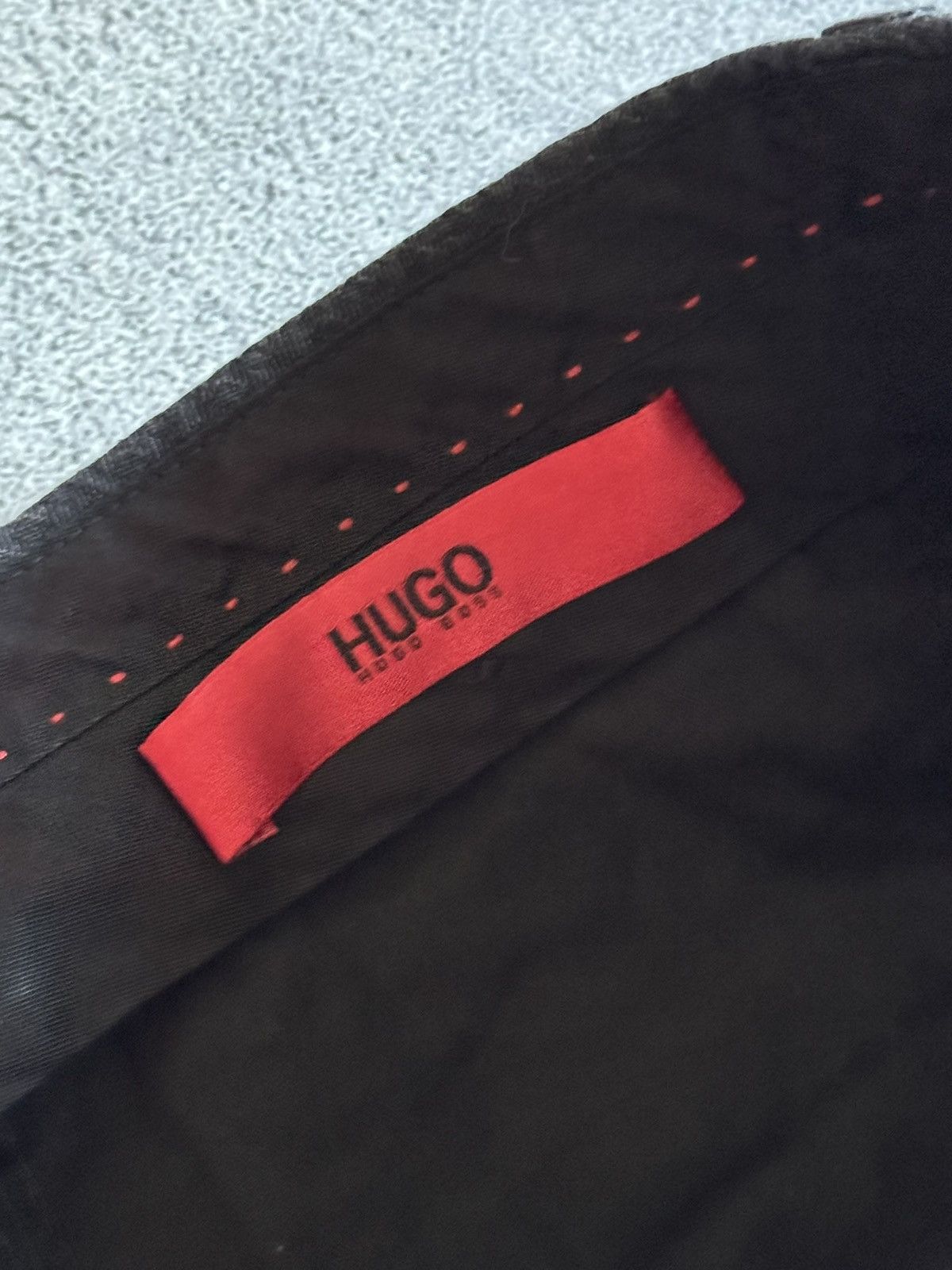 Hugo Boss Hugo Boss 32/30 casual chinos pants trousers old money Size US 32 / EU 48 - 10 Thumbnail