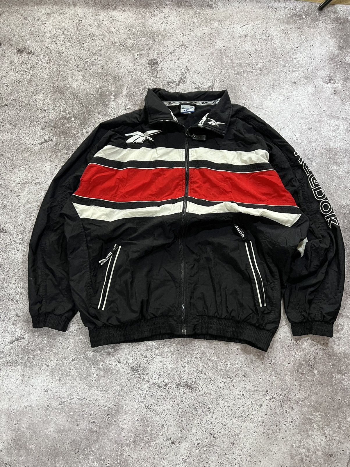 Reebok 🔥Reebok Vintage Jacket/Windbreaker🔥 Y2k streetwear , hype! Size US L / EU 52-54 / 3 - 1 Thumbnail