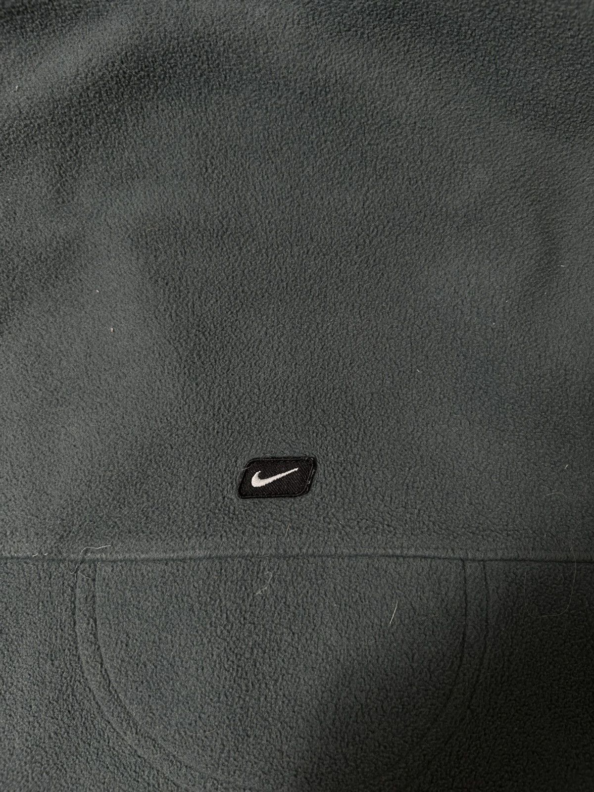 Nike VINTAGE NIKE 2000s FLEECE ZIP UP SWEATSHIRT Size US S / EU 44-46 / 1 - 4 Thumbnail