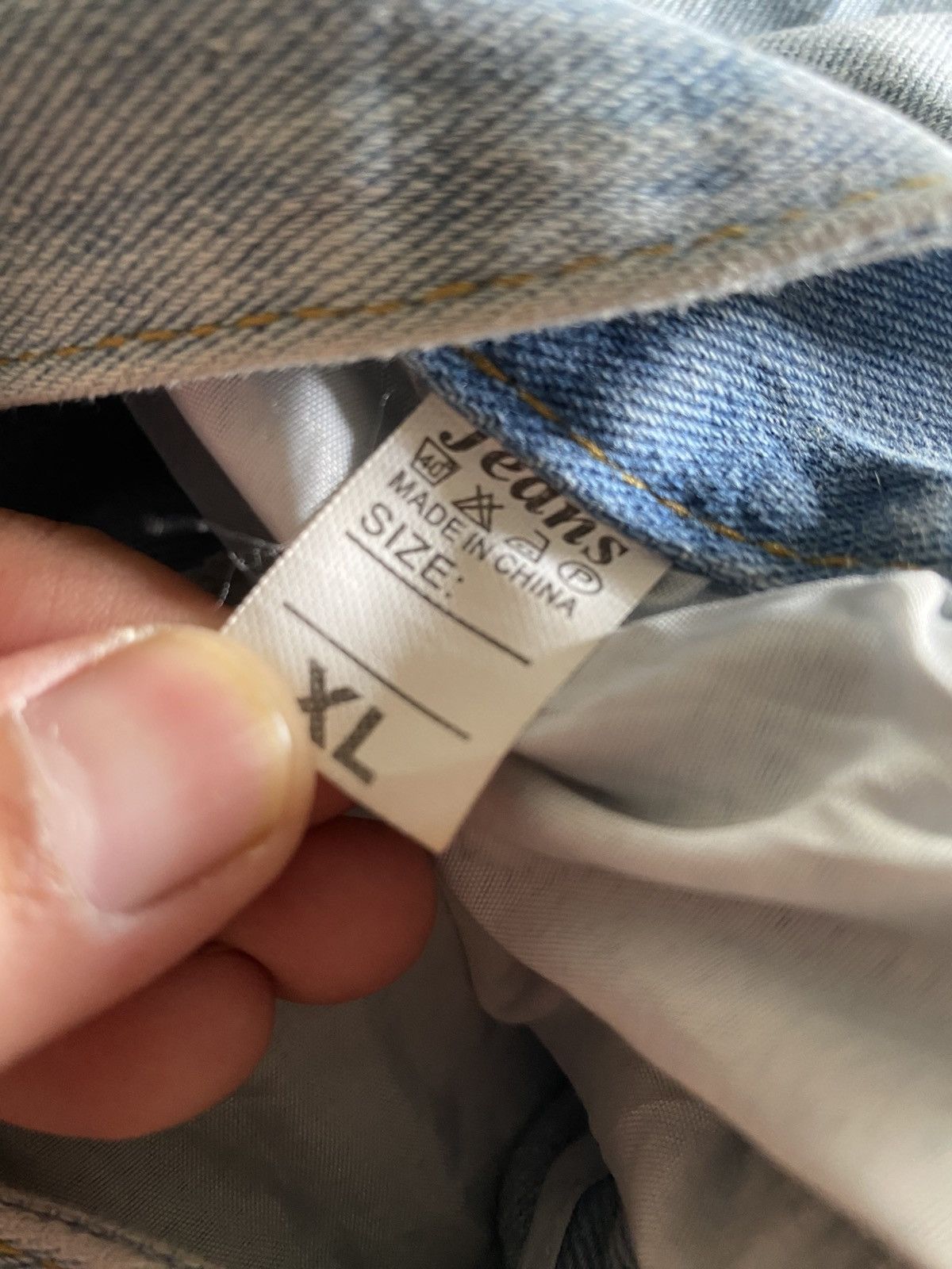 If Six Was Nine × Le Grande Bleu (L.G.B.) DISTRESSED RIPPED JEANS W EMBROIDERY Size US 31 - 6 Thumbnail