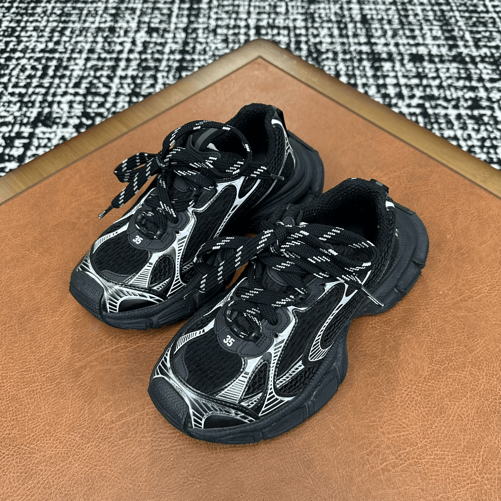 Balenciaga Balenciaga Mesh Black Lowtop Sneakers it_35 Women Size US 5 / IT 35 - 1 Thumbnail