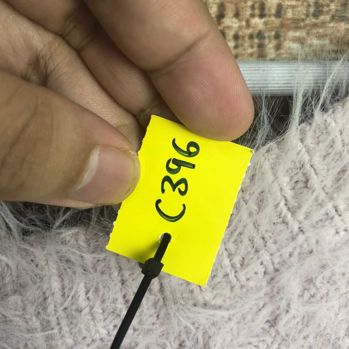 Japanese Brand DL Ingni Pink Mohair shaggy fur Knitwear #C396 Size M / US 6-8 / IT 42-44 - 15 Thumbnail