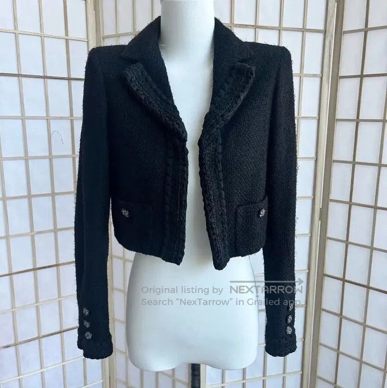 Chanel Chanel Black Wool Cropped Jacket Size S . Size S / US 4 / IT 40 - 1 Thumbnail