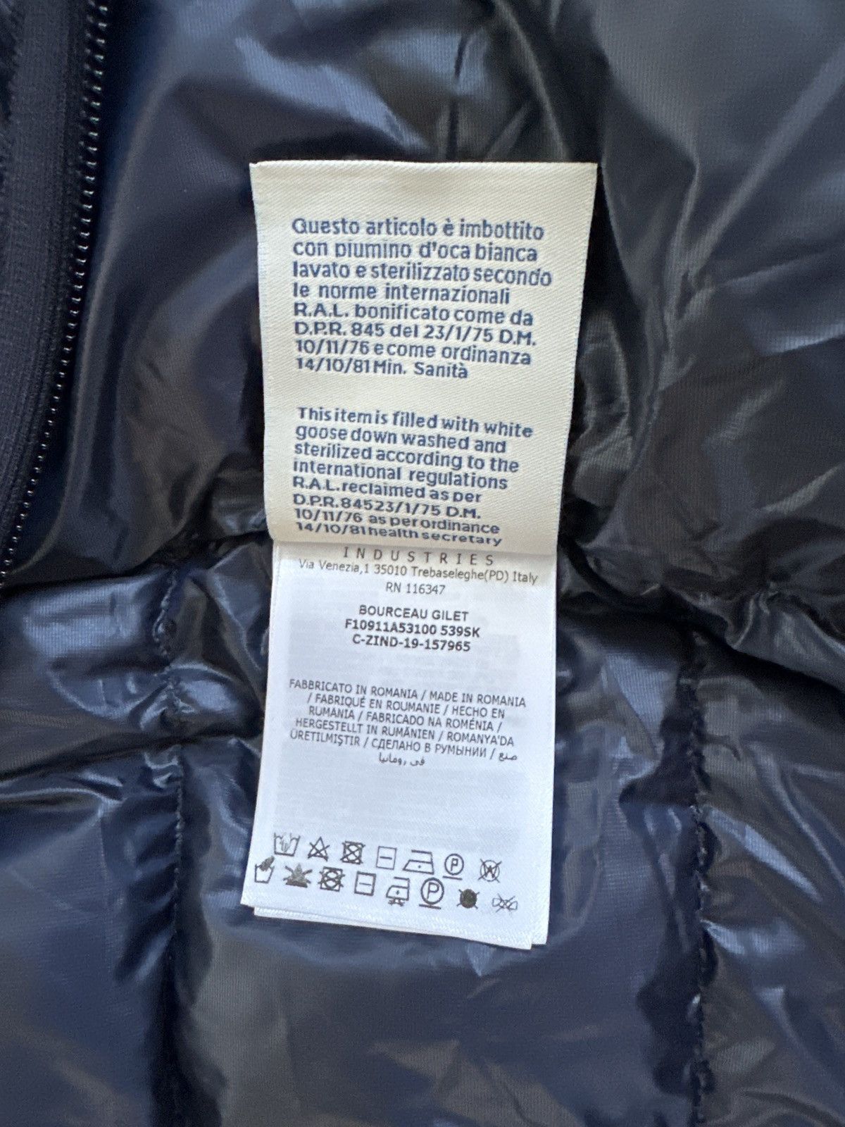 Moncler Rare Blue Moncler Gilet Black Badge Size US M / EU 48-50 / 2 - 6 Thumbnail