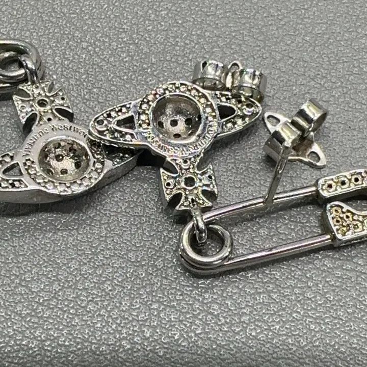 Vivienne Westwood Vivienne Westwood Lucrece Crystal Brooch Earrings Size ONE SIZE - 6 Thumbnail