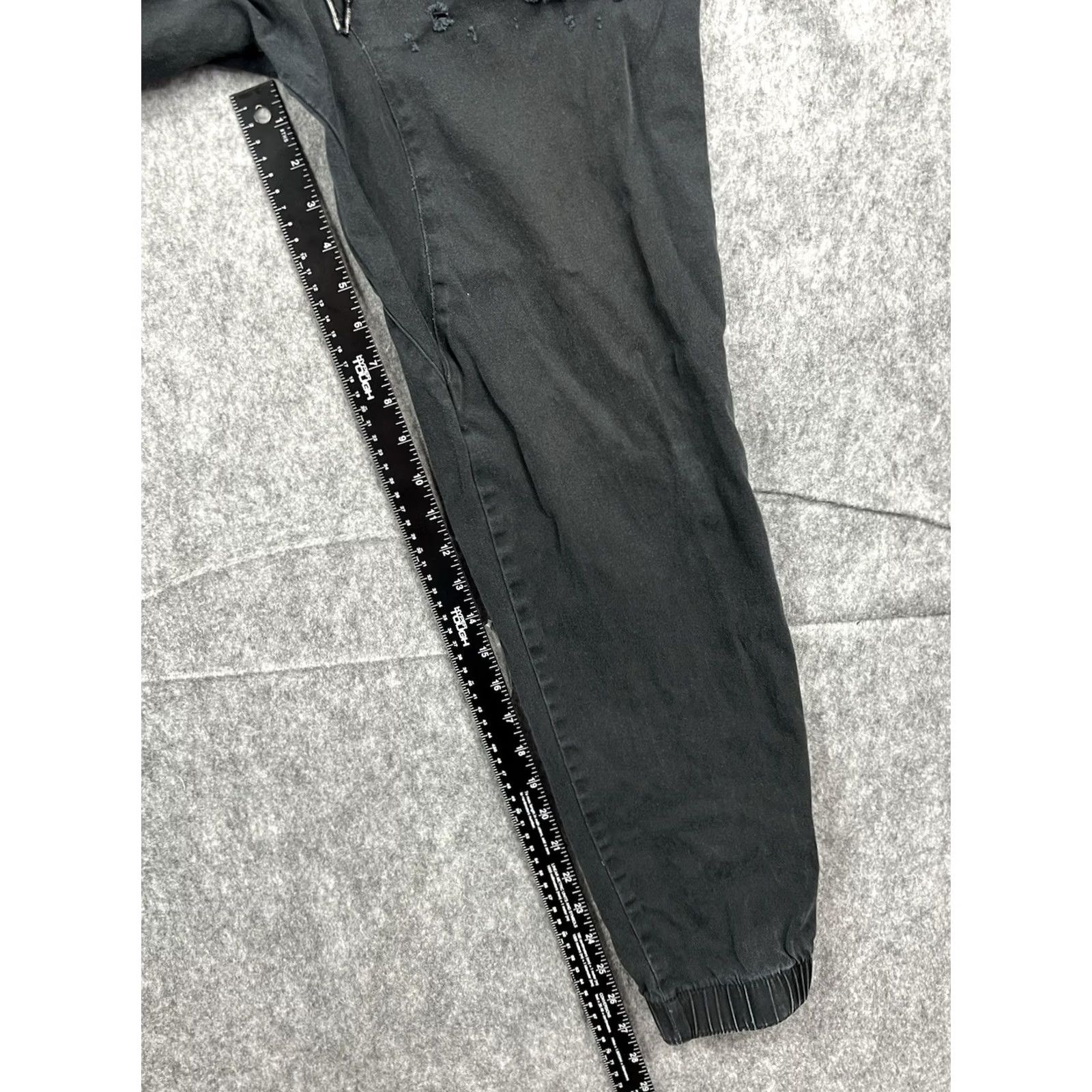 Vintage Caliville Mens Large Black Lightweight Distressed Joggers Outdoor Activewear Athletic Zip Pocket Pockets Elastic Waist 27in Inseam — Size L Mens Size US 33 - 6 Thumbnail