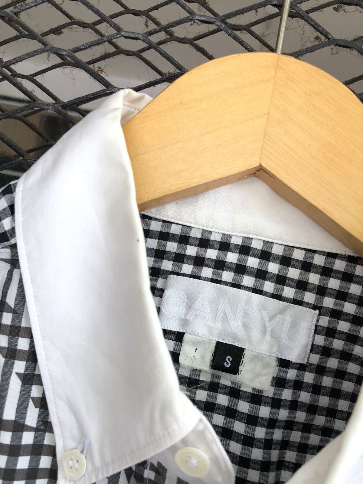 Comme des Garcons COMME DES GARCONS X GANRYU BUTTON LONG SHIRT Size US S / EU 44-46 / 1 - 4 Thumbnail