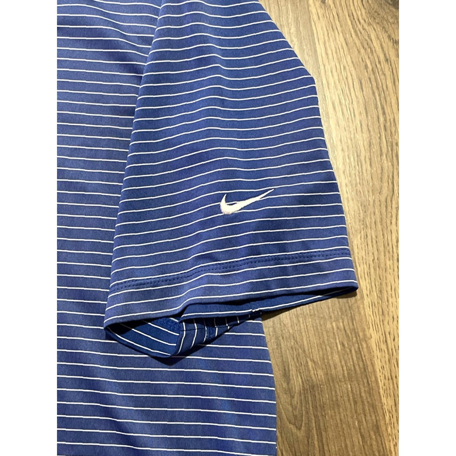 Nike Nike Golf Shirt Men’s Large Blue Striped Polo Size US L / EU 52-54 / 3 - 4 Thumbnail