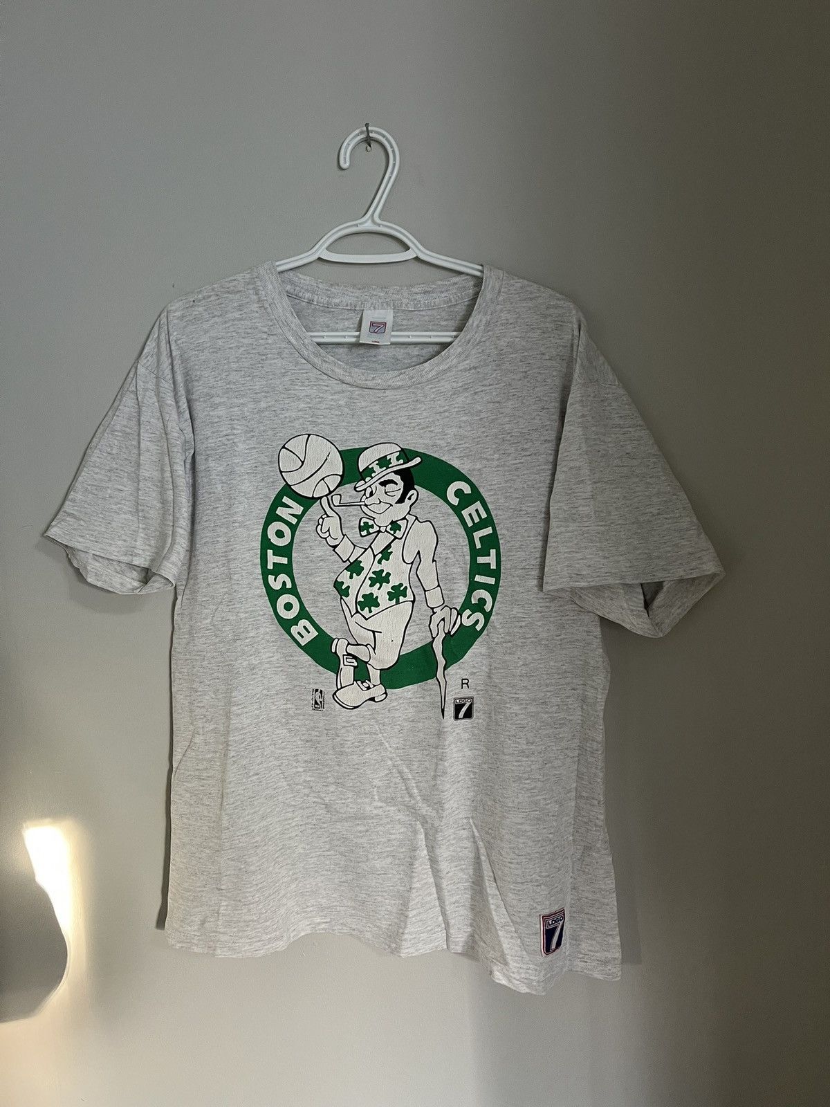 Logo 7 Vintage 90s Boston Celtics NBA Logo 7 Single Stitch Shirt Size US L / EU 52-54 / 3 - 1 Thumbnail