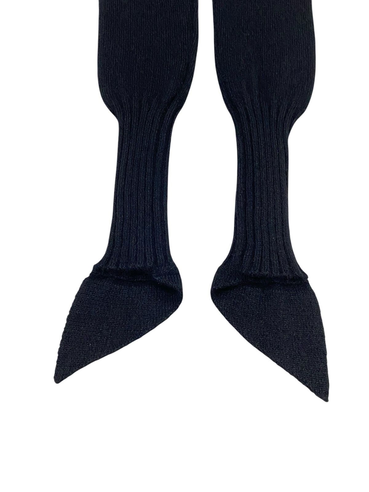 Chanel Chanel Black Cashmere High Neck Peak Sweater Size M / US 6-8 / IT 42-44 - 21 Thumbnail