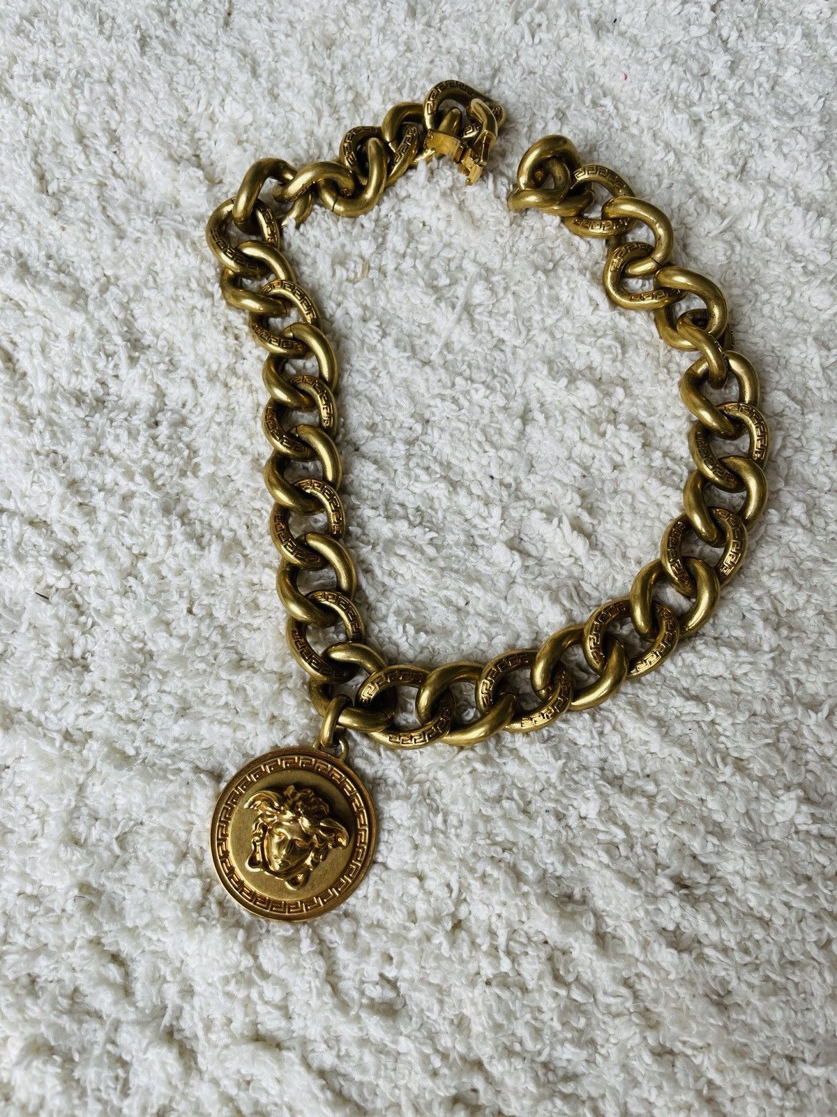 Versace Massive Medusa Pendant Necklace / OG Versace made in Italy Size ONE SIZE - 2 Thumbnail