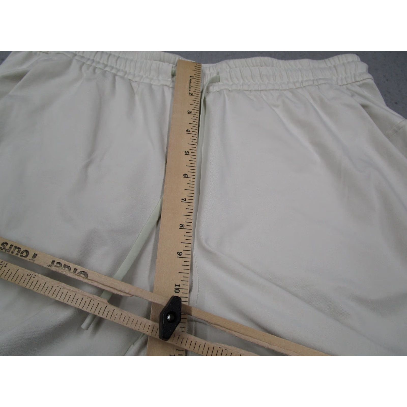 Lululemon Lululemon Pants Women 10 White High Rise Crop Jogger - Polyester Blend, Regular, 31 in Waist, 23 in Inseam, Drawstring, Pockets, Classic Fit, 👀 Size 32" / US 10 / IT 46 - 5 Thumbnail