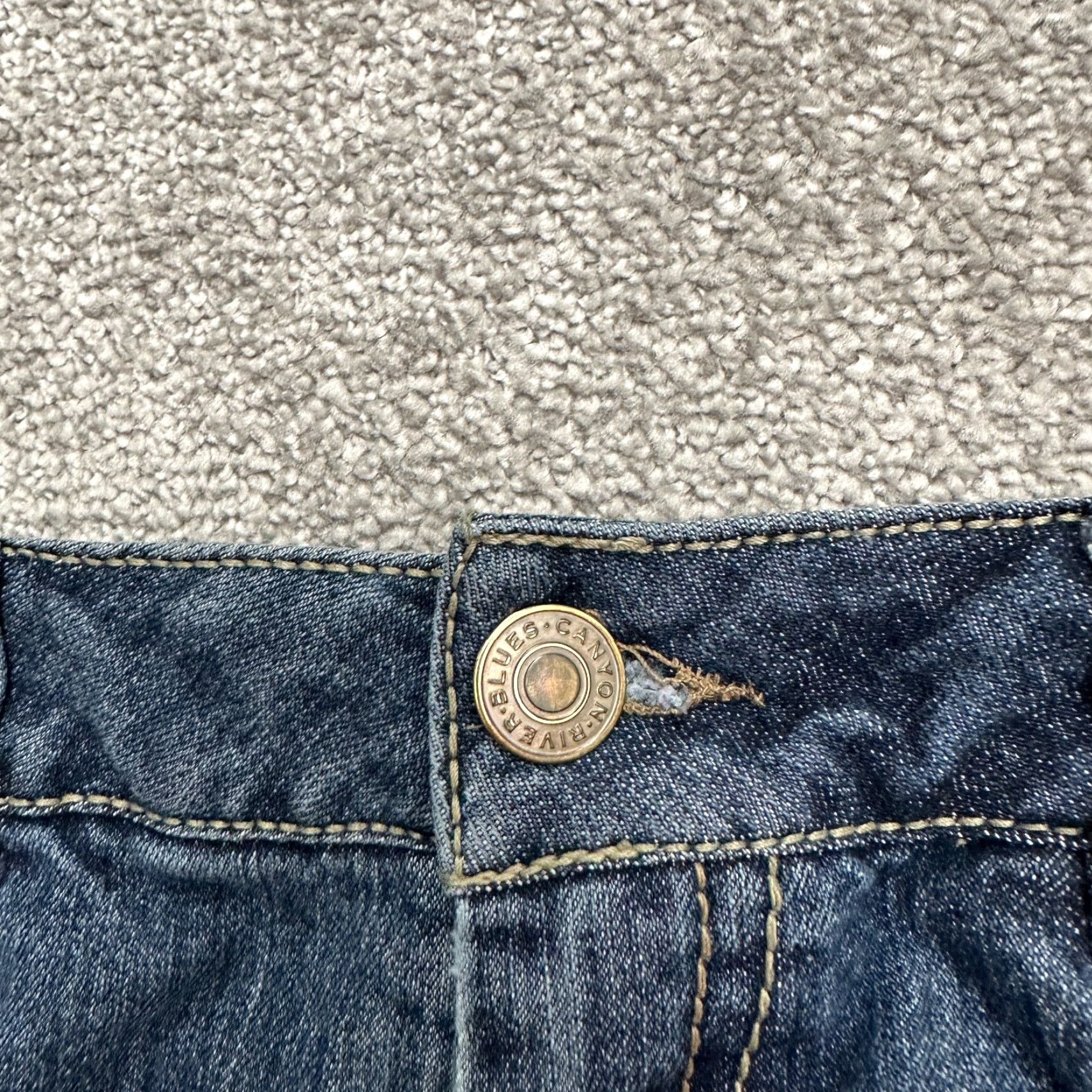 Vintage Canyon River Blues Jeans Women 6 Blue Mid Denim Cropped 30x20 Cotton Polyester 5-Pocket Rise Mid-Height Casual Knit Button Zip Womens Size 28" / US 6 / IT 42 - 3 Thumbnail