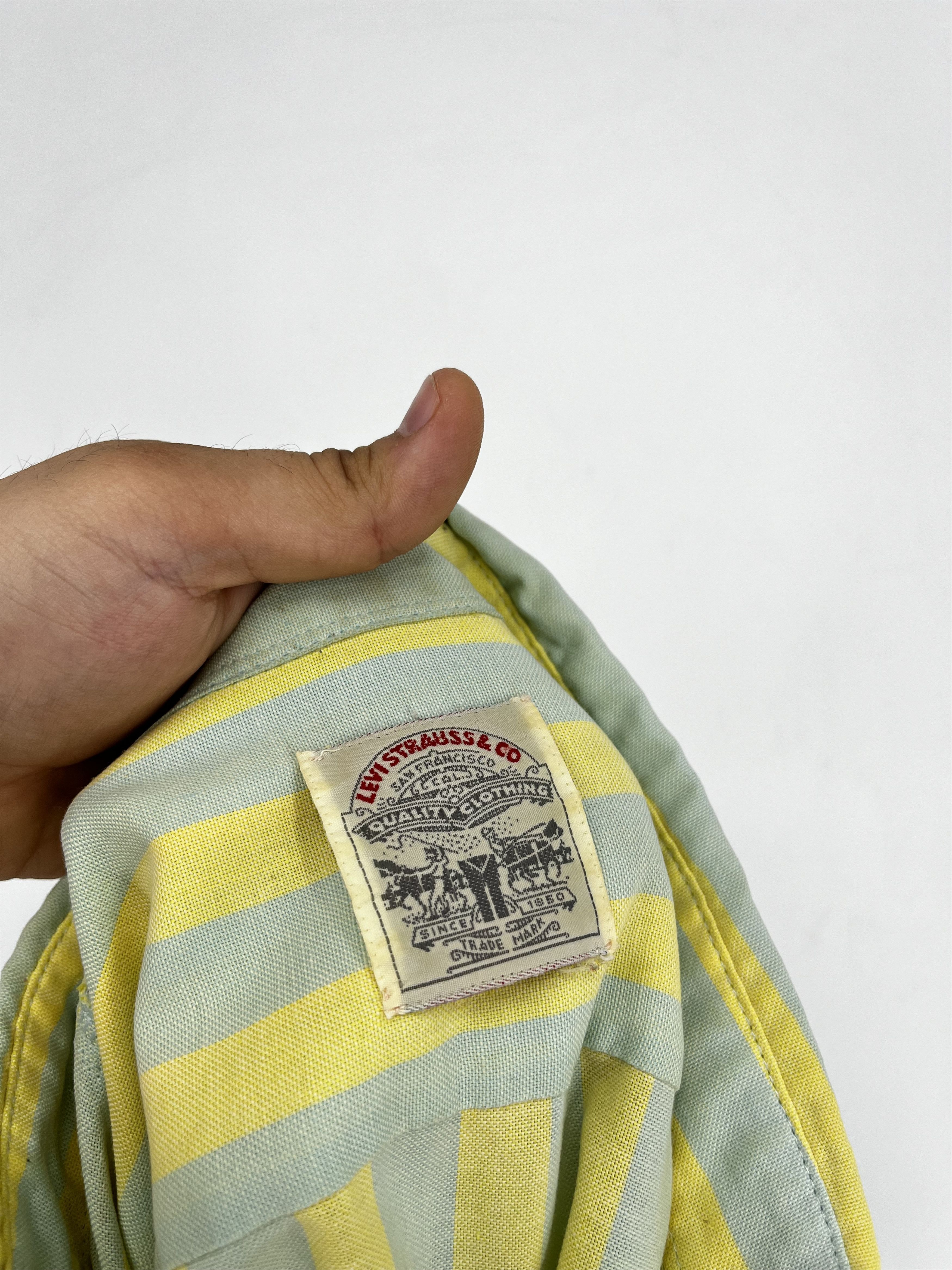 Levi's Vintage Levis Y2K Art Streetwear Hawaiian Travis Scott style Size US XL / EU 56 / 4 - 9 Thumbnail
