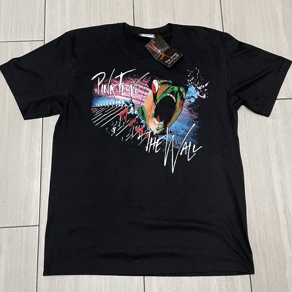Band Tees × Vintage Pink Floyd The Wall T-shirt The Roxx Size US XL / EU 56 / 4 - 1 Thumbnail