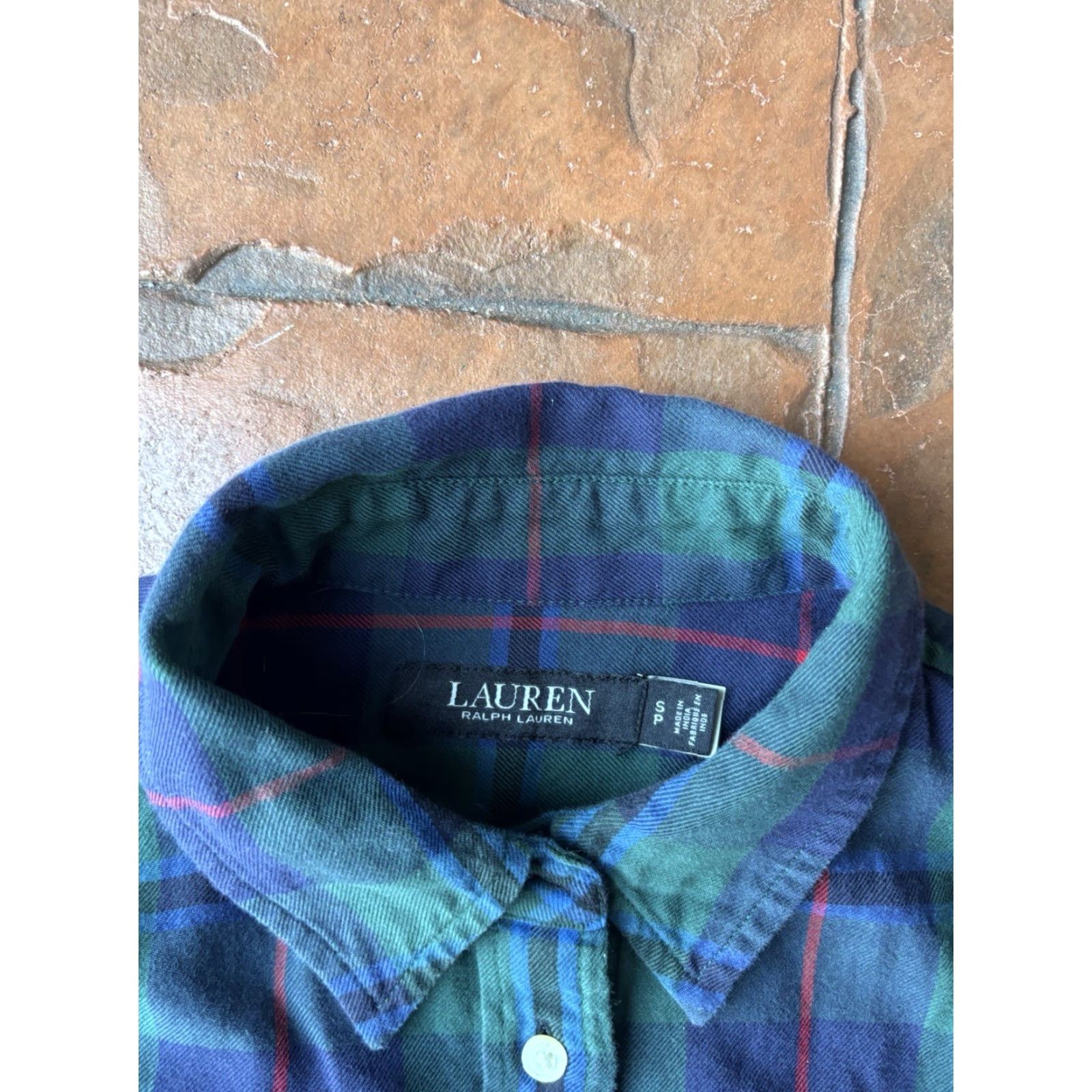Ralph Lauren Lauren Ralph Lauren Black Watch Plaid Shirt Women's Small Relaxed-Fit Beaded Size S / US 4 / IT 40 - 2 Thumbnail