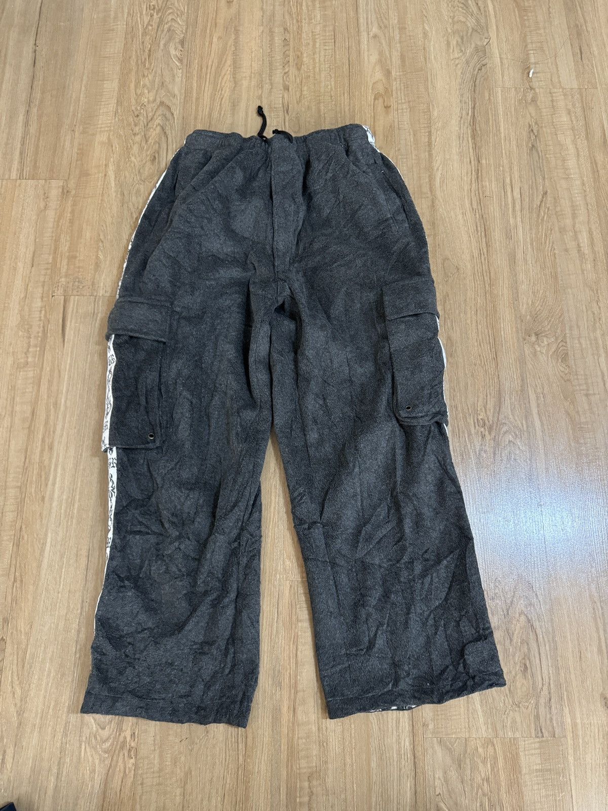 Seditionaries MENS BAGGY CARGO SWEATPANTS Size US 35 - 2 Thumbnail