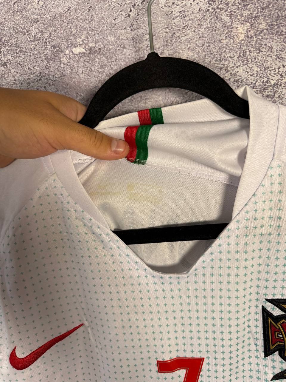 Vintage RONALDO Portugal National Team 2018 Fan Soccer Jersey Size US M / EU 48-50 / 2 - 8 Thumbnail