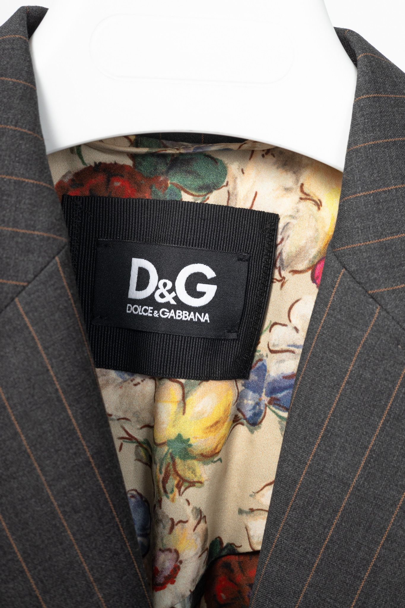 Dolce & Gabbana D&G Dolce & Gabbana Charcoal Pinstripe Stretch-Wool Blazer Size S / US 4 / IT 40 - 4 Thumbnail