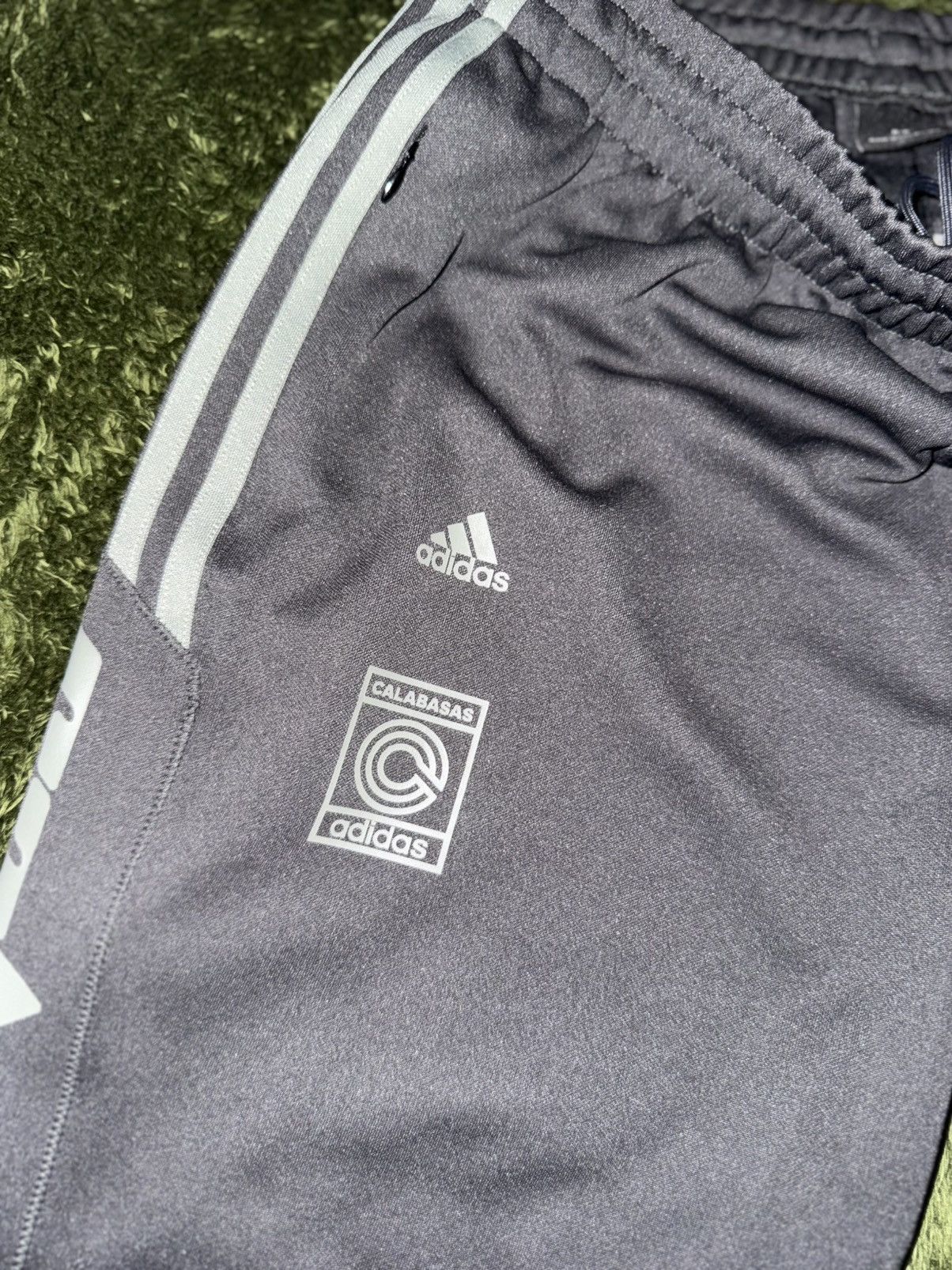 Adidas [M] Adidas Yeezy Calabasas Track Pants Core Size US 34 / EU 50 - 4 Thumbnail