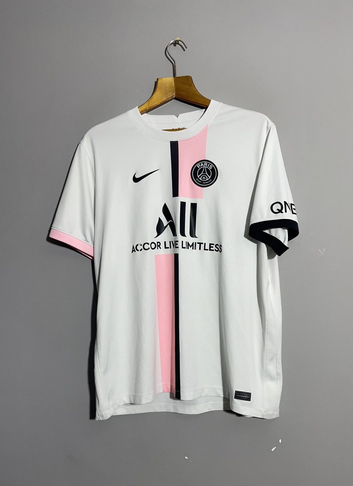 Nike Nike Paris Saint-Germain PSG 2021/22 Soccer jersey Size XXL Size US XXL / EU 58 / 5 - 1 Thumbnail