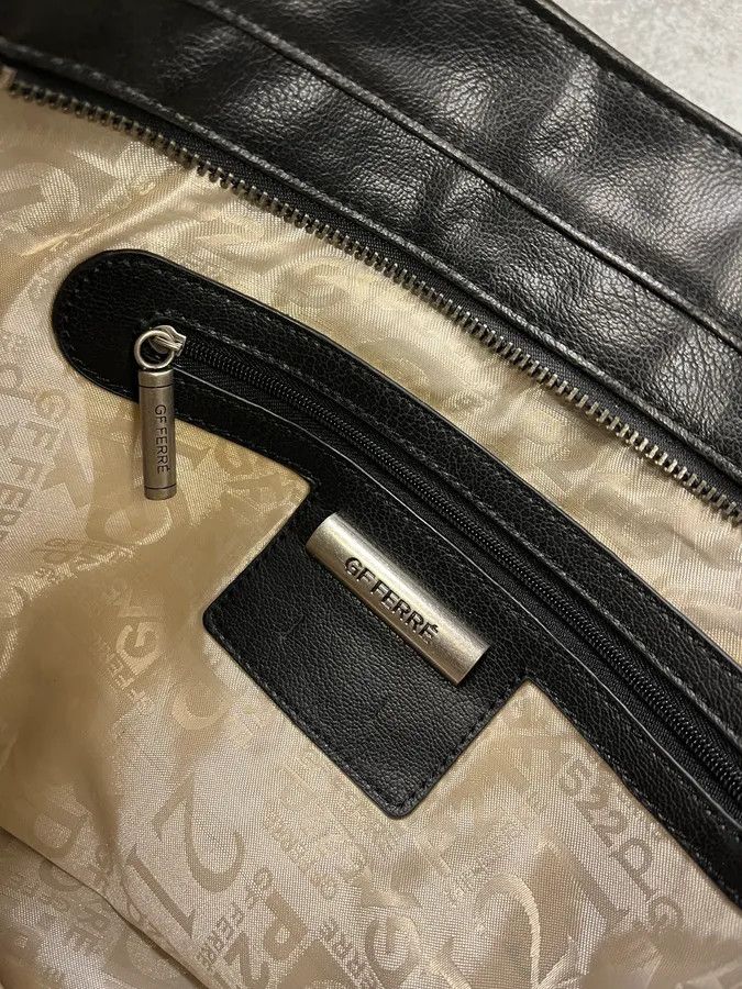 Gianfranco Ferre 2000s Gianfranco Ferre Black Suede Leather Eyeled Handle Bag Size ONE SIZE - 9 Thumbnail
