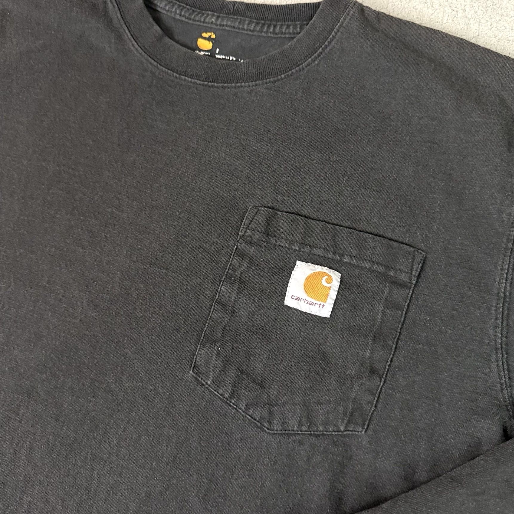 Carhartt VINTAGE Carhartt Shirt Mens Black XL Loose Fit Crew Neck Long Sleeve Casual 100% Cotton Size US L / EU 52-54 / 3 - 2 Thumbnail