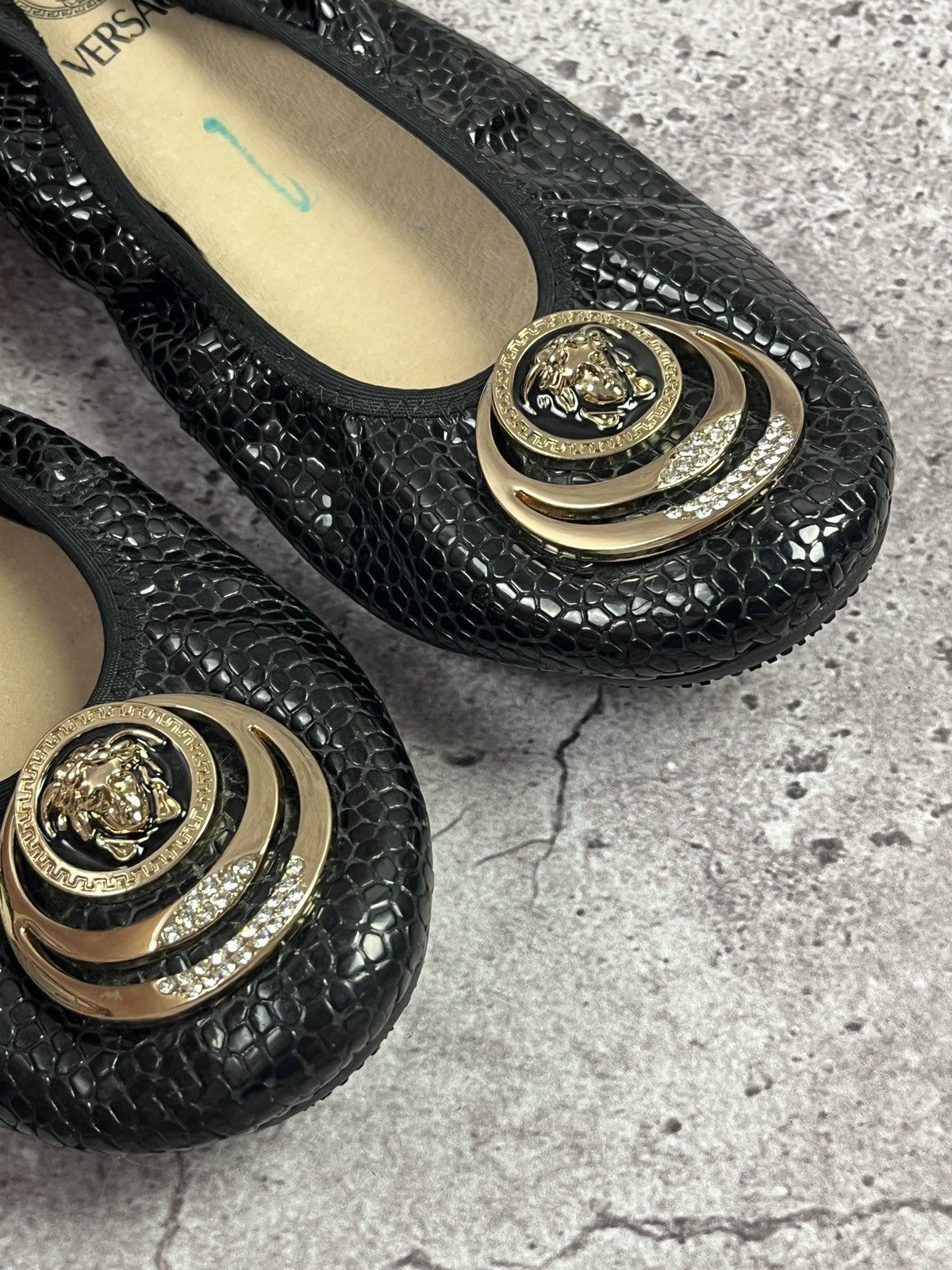 Versace Versace Medusa Ballet Flats Black Patent Snake Crystal Logo Size US 11 / IT 41 - 2 Thumbnail