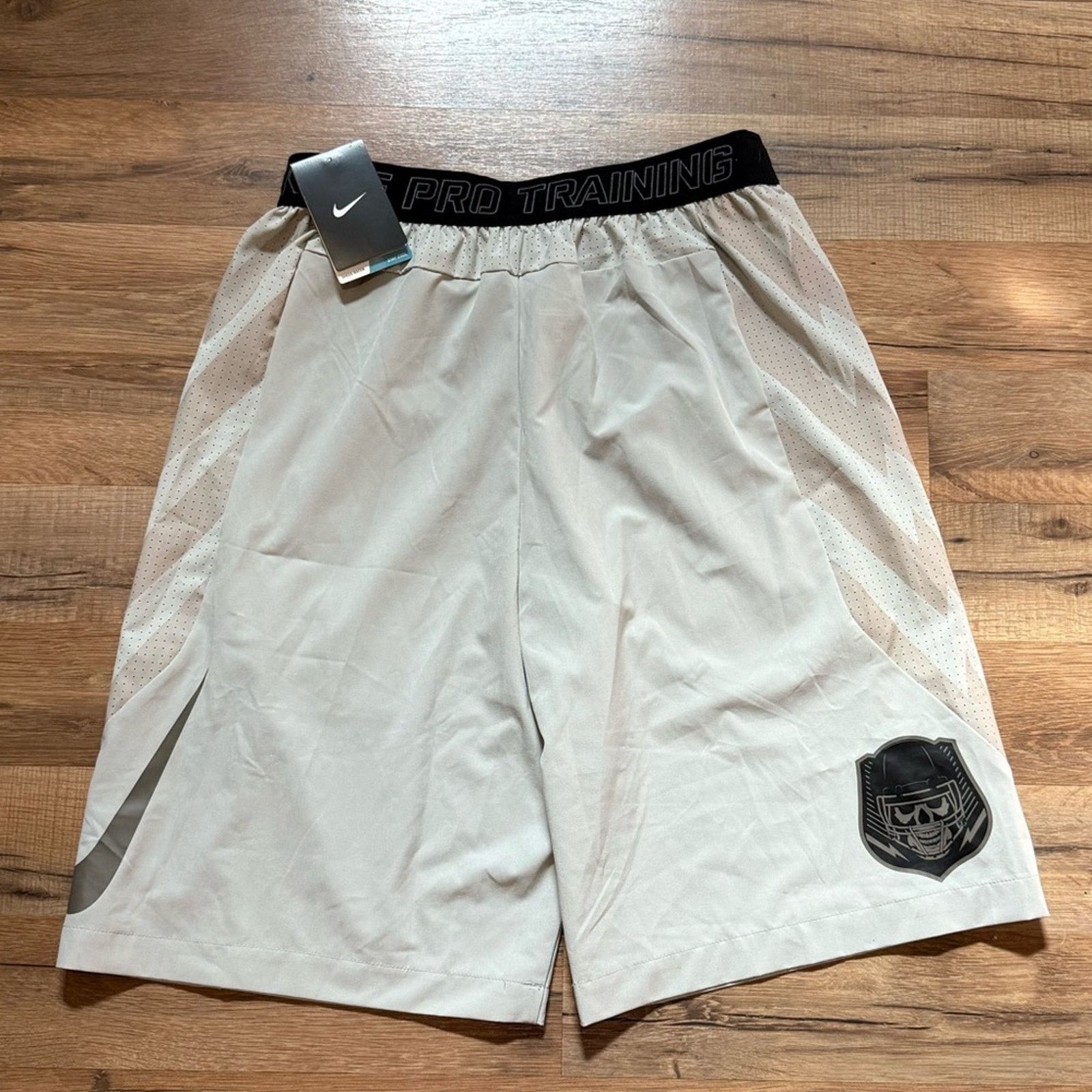 Nike 2014 Nike Pro Training Shorts Size US 28 / EU 44 - 3 Thumbnail