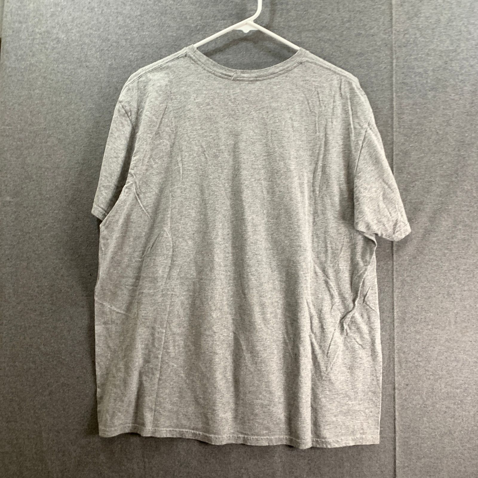 Other Tom & Jerry Christmas Shirt Adult Size XL Gray Short Sleeve Size US XL / EU 56 / 4 - 2 Thumbnail